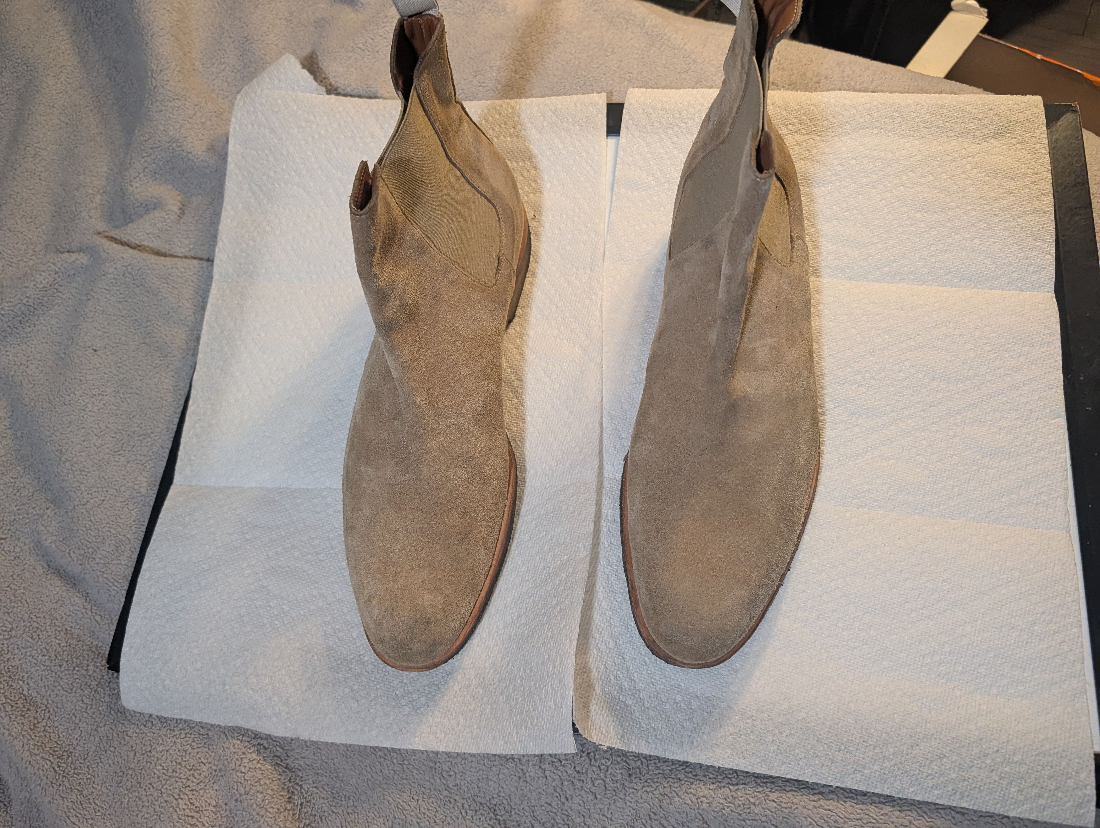 Common Projects Common Projects Chelsea Boots | Sand Suede | Well-Maintained Size US 13 / EU 46 - 6 Thumbnail