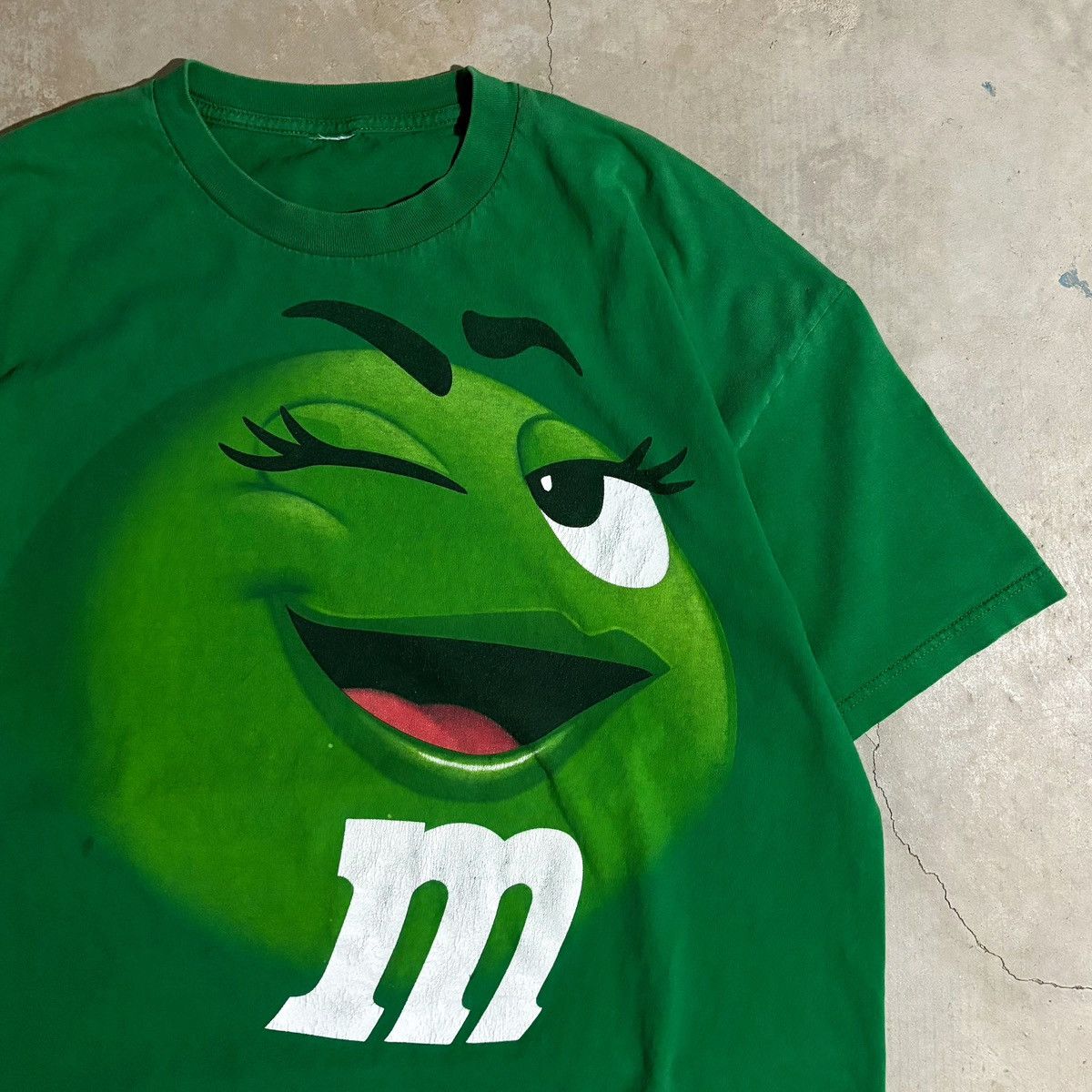 Japanese Brand × Vintage Vintage Green M&M Face Tee Size US XL / EU 56 / 4 - 2 Thumbnail