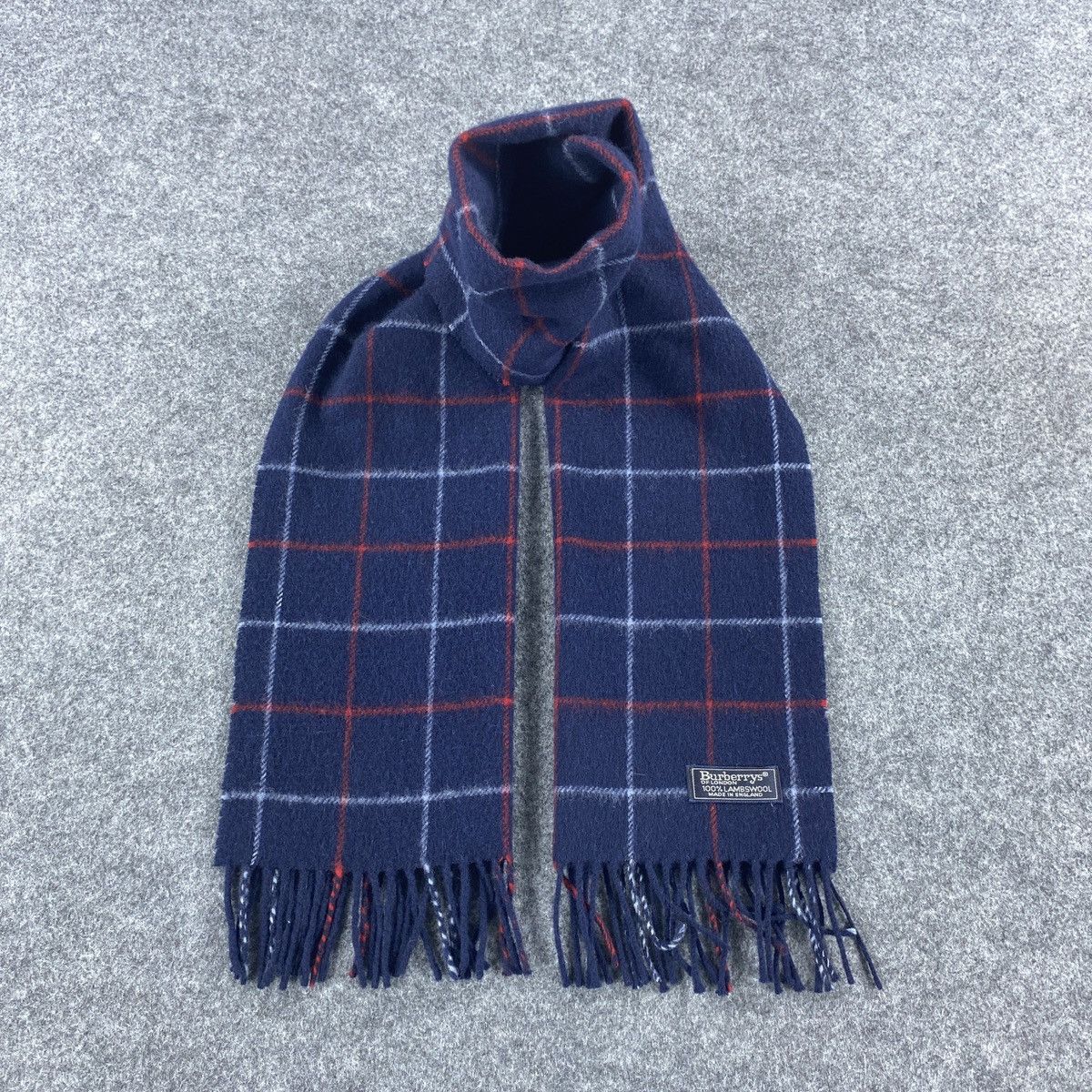 Burberry × Vintage Burberrys Scarf # Muffler # Neckwear # D574 Size ONE SIZE - 1 Thumbnail