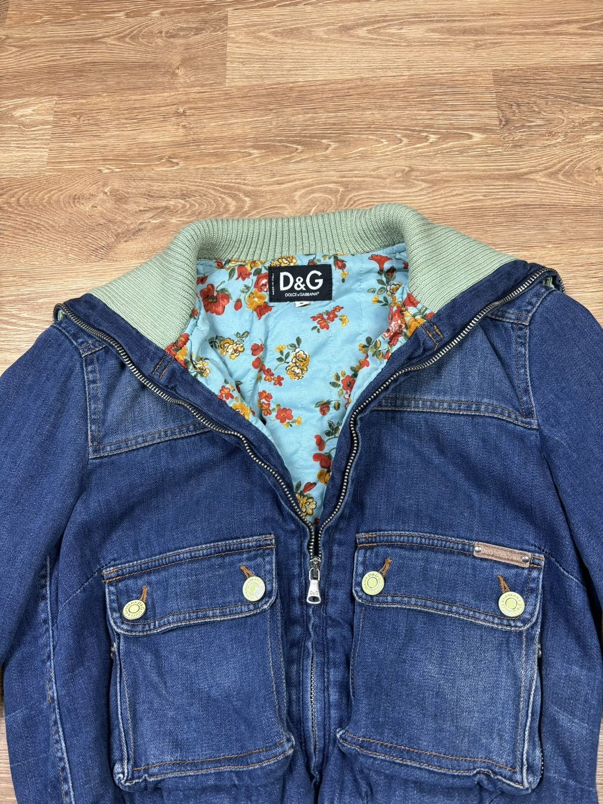 Dolce & Gabbana 2000s Dolce & Gabbana Cropped Denim Bomber Jacket Size M / US 6-8 / IT 42-44 - 4 Thumbnail