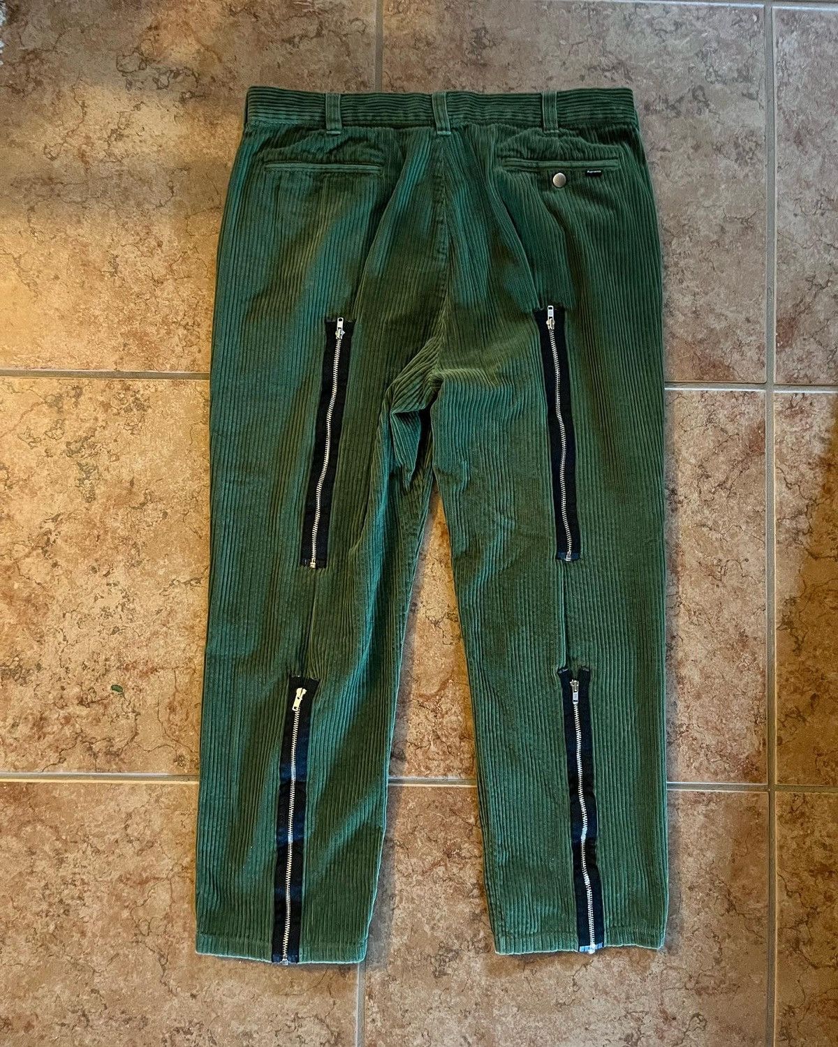 Image of Fw20 Supreme Corduroy Flight Pants in Olive, Men's (Size 36)