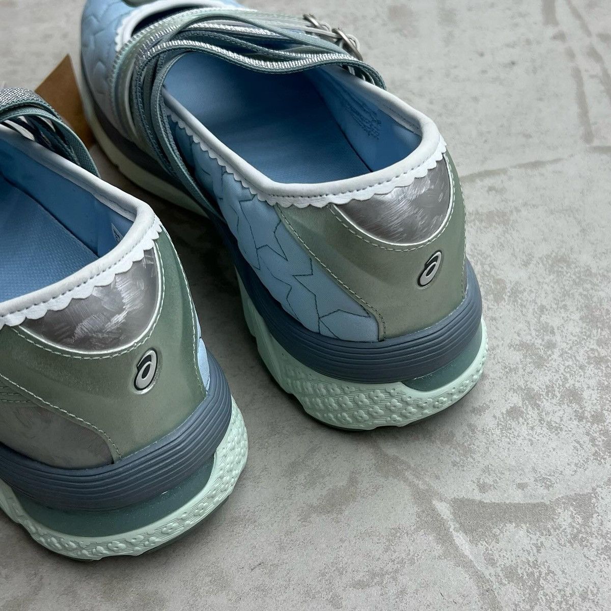 Asics × Heaven by Marc Jacobs × Kiko Kostadinov ASICS x Kiko Kostadinov x Heaven Gel-lokros (Faded Denim) Size US 11 / EU 44 - 7 Thumbnail
