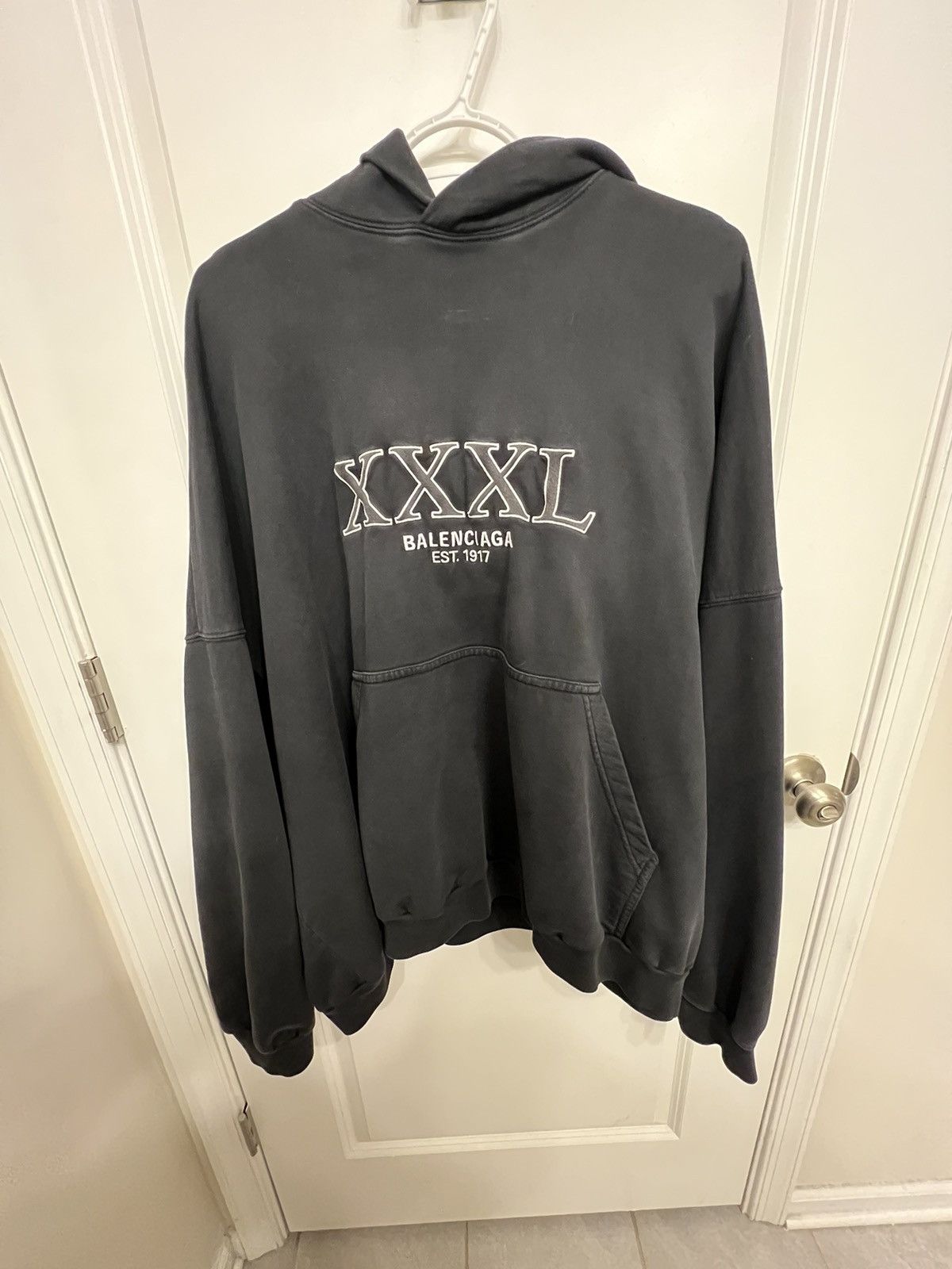 Balenciaga XXL Balenciaga Hoodie in Black Size US M / EU 48-50 / 2 - 1 Thumbnail