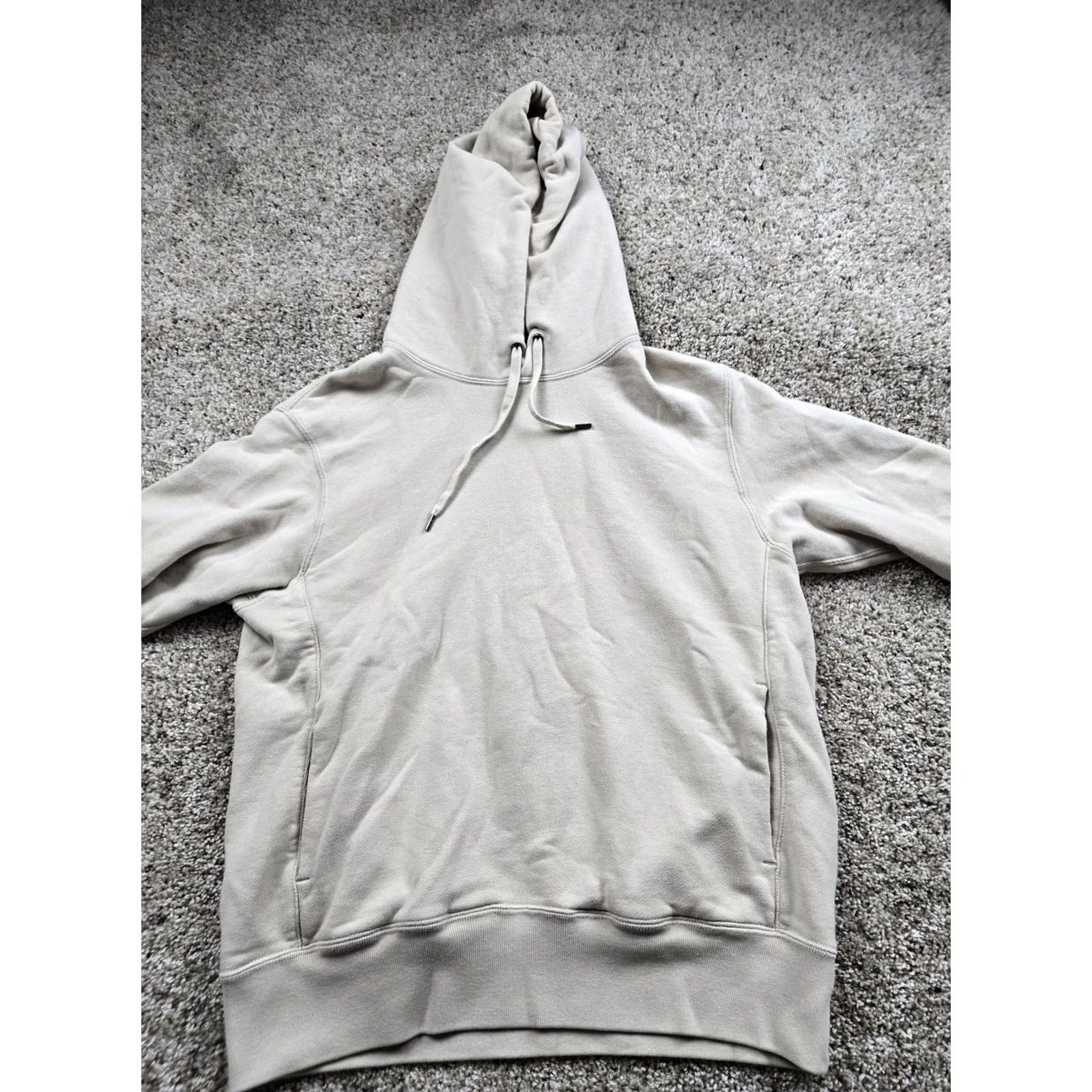 Uniqlo Uniqlo Hoodie Mens M Beige Pullover Sweatshirt Hooded Pockets Casual Long Sleeve Size US M / EU 48-50 / 2 - 3 Thumbnail