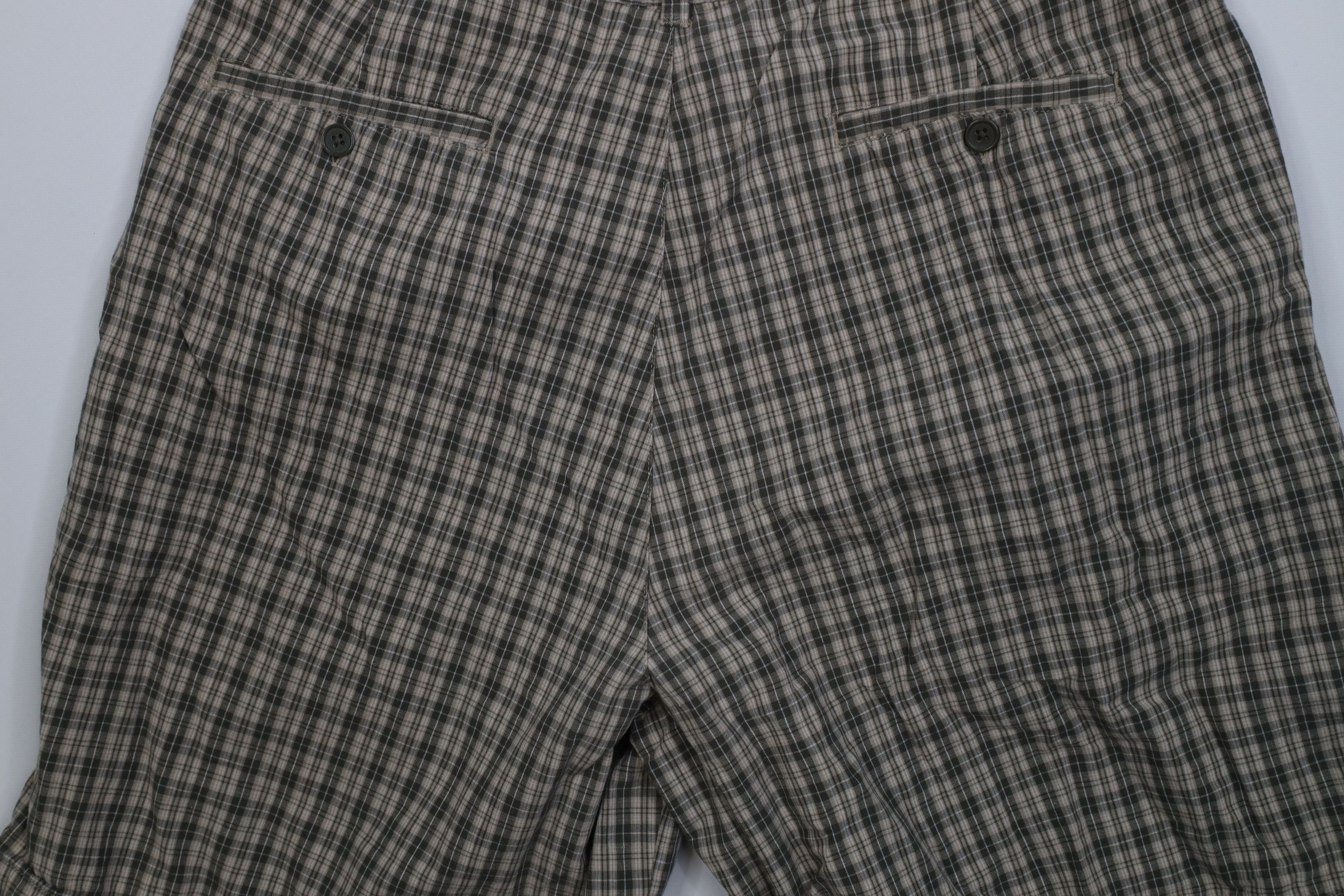 Vintage Vintage 90s Streetwear Fit Pleated Chino Shorts Plaid Size US 36 / EU 52 - 9 Thumbnail
