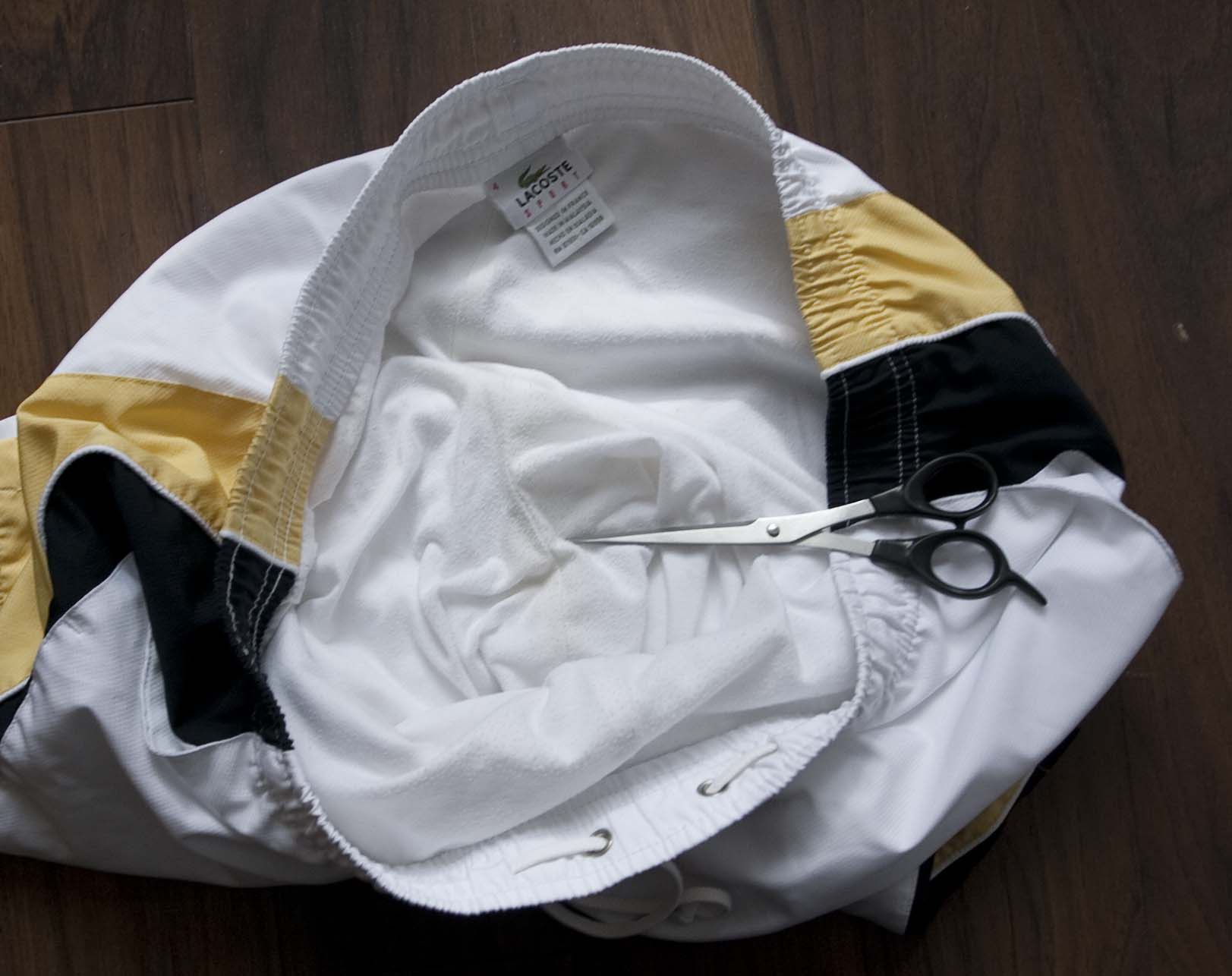 Lacoste Lacoste Shorts Size 35 White Size US 35 - 3 Thumbnail
