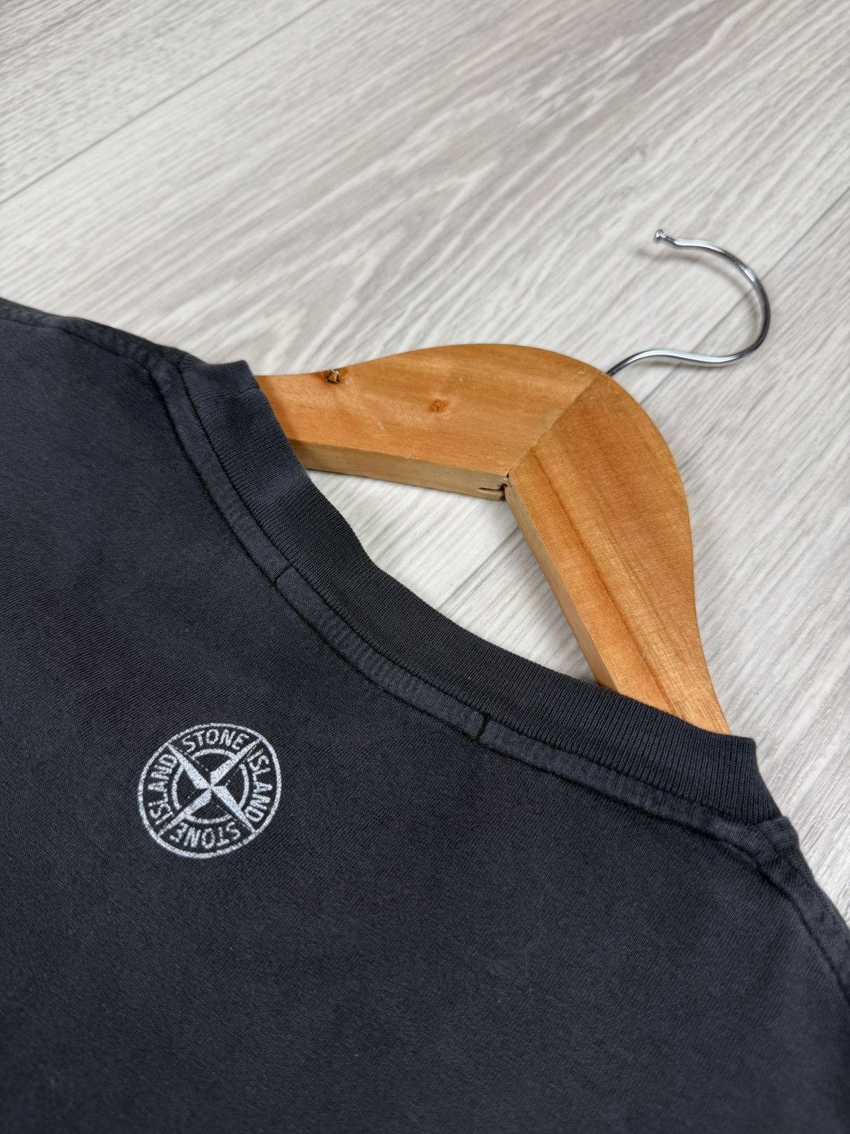 Stone Island Stone Island Geometric Logo Print Black Distressed T-Shirt Size US M / EU 48-50 / 2 - 10 Thumbnail