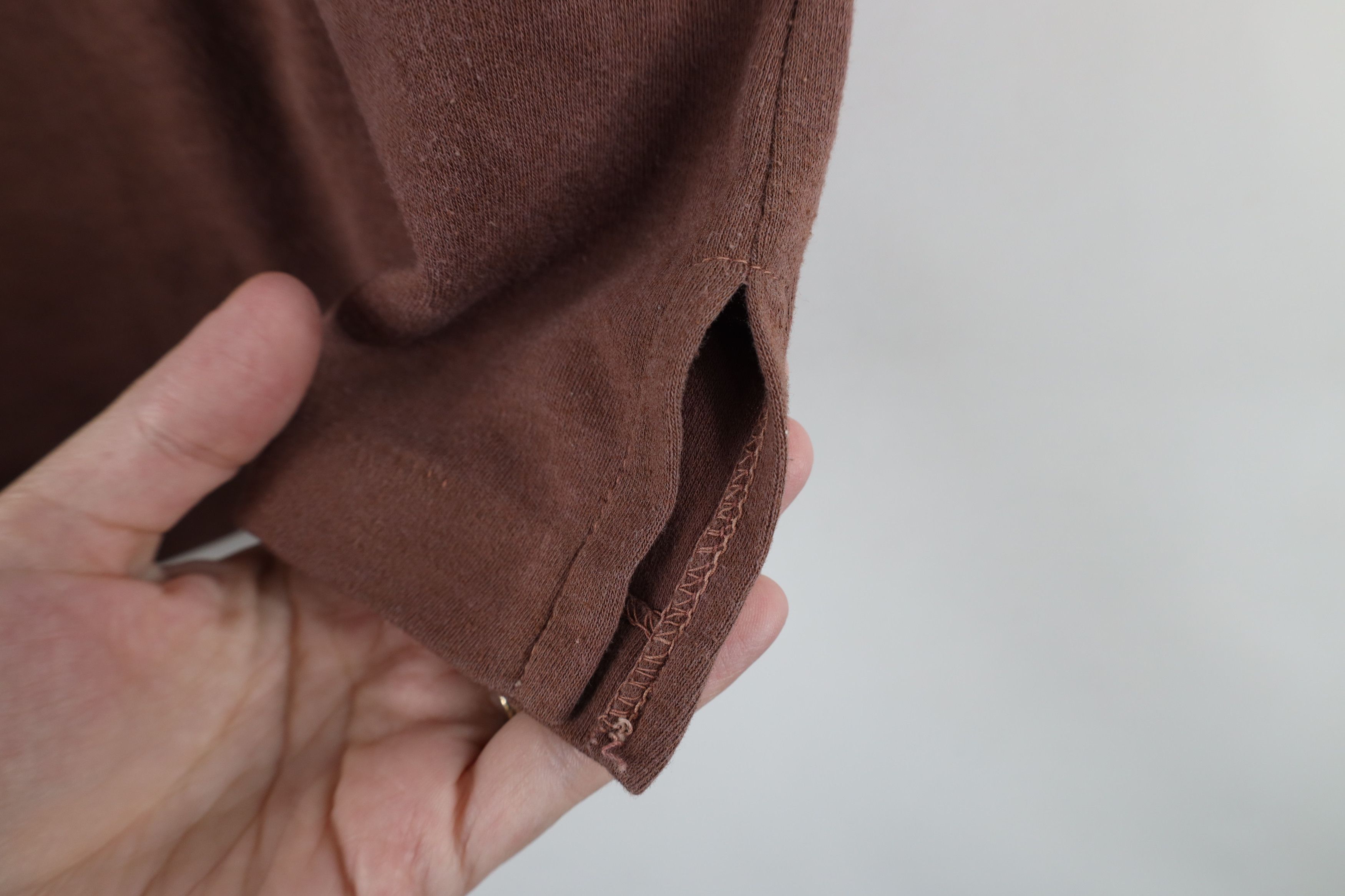 Vintage Vintage 70s Streetwear Distressed Blank Henley T-Shirt Brown Size L / US 10 / IT 46 - 9 Thumbnail