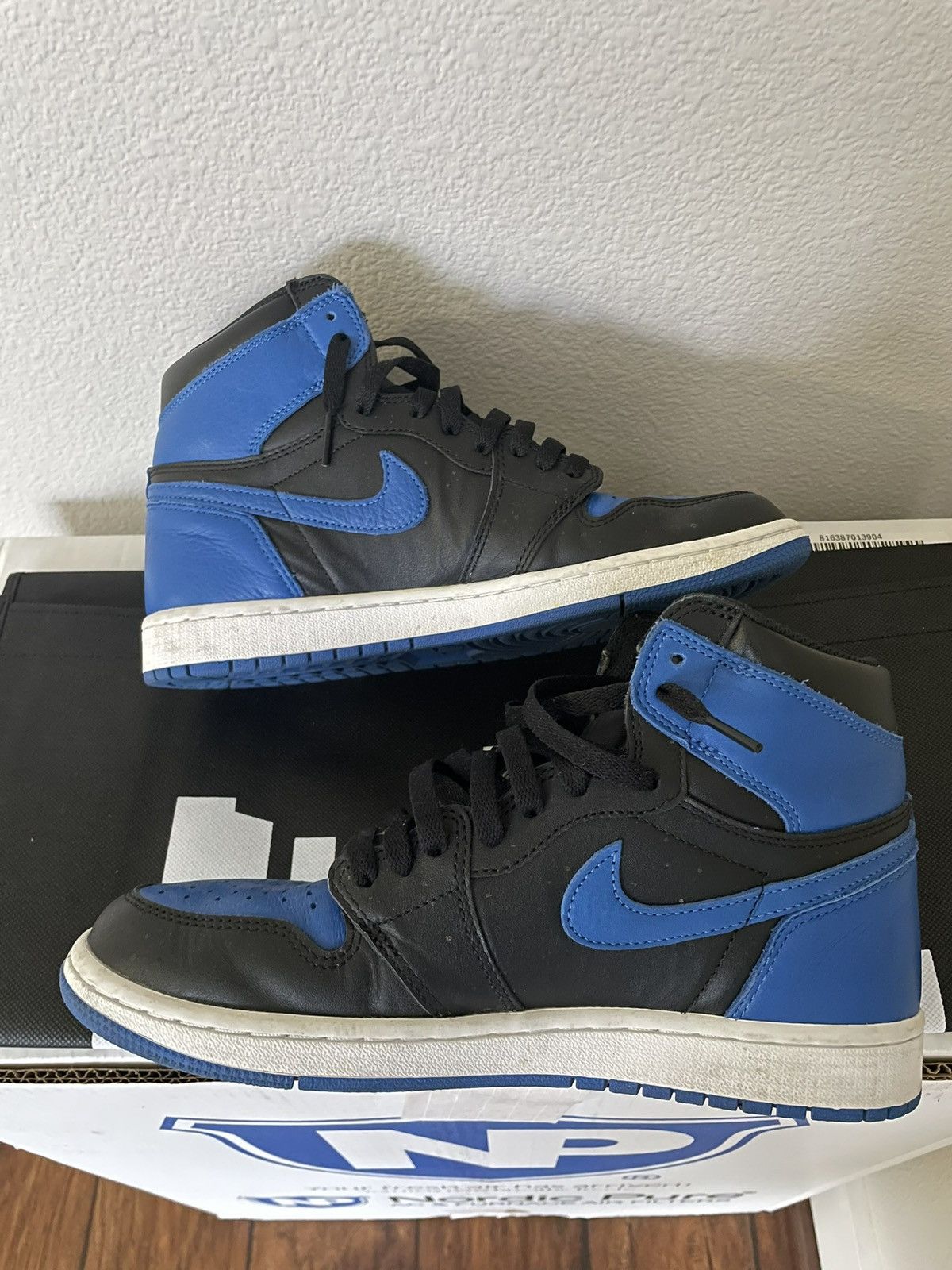 Jordan Brand × Nike Air Jordan 1 Royal High OG 2017 Size 9.5 Nike Size US 9 / EU 42 - 4 Thumbnail
