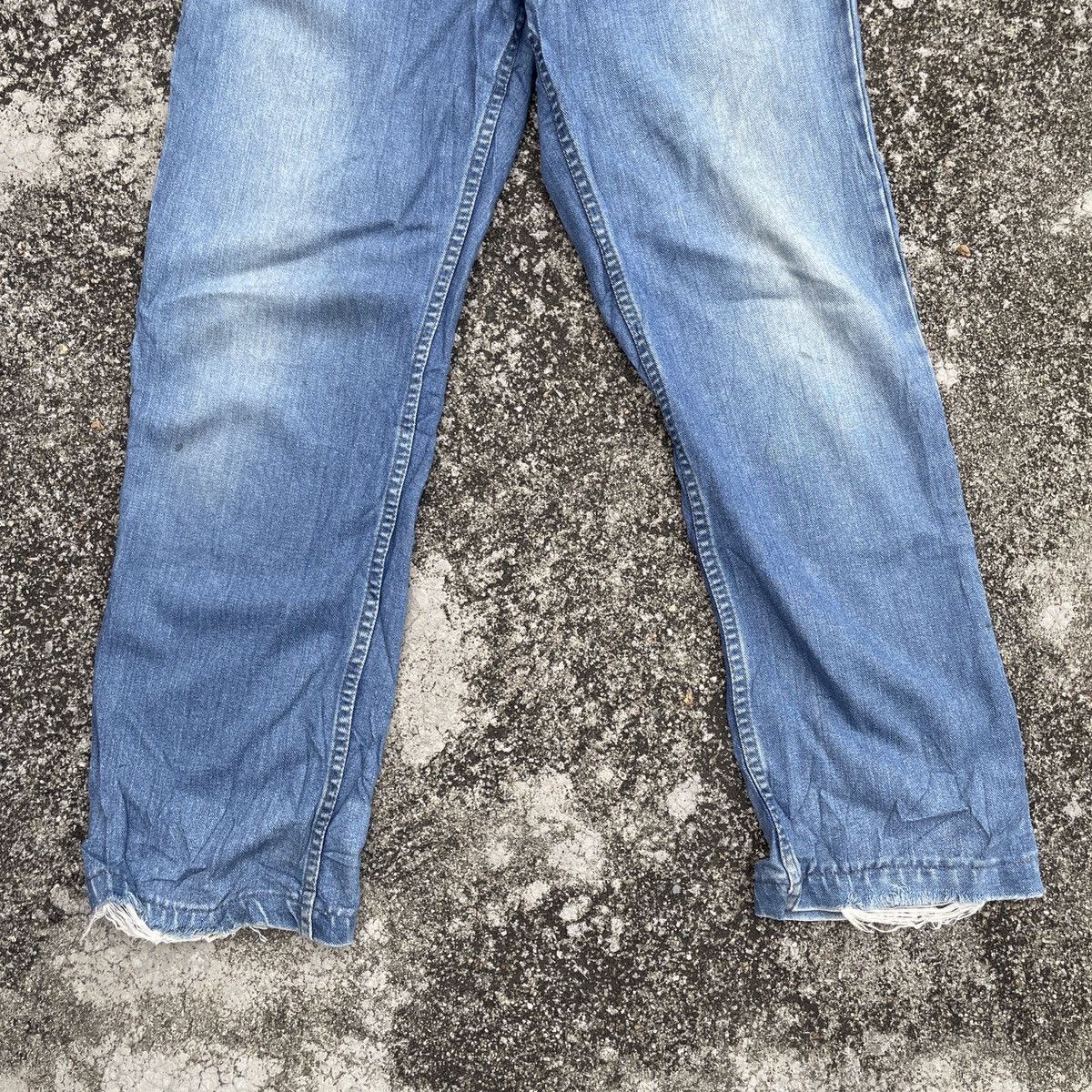 Japanese Brand Vintage Levis White Tag Distressed Denim Jeans Size US 29 - 4 Thumbnail