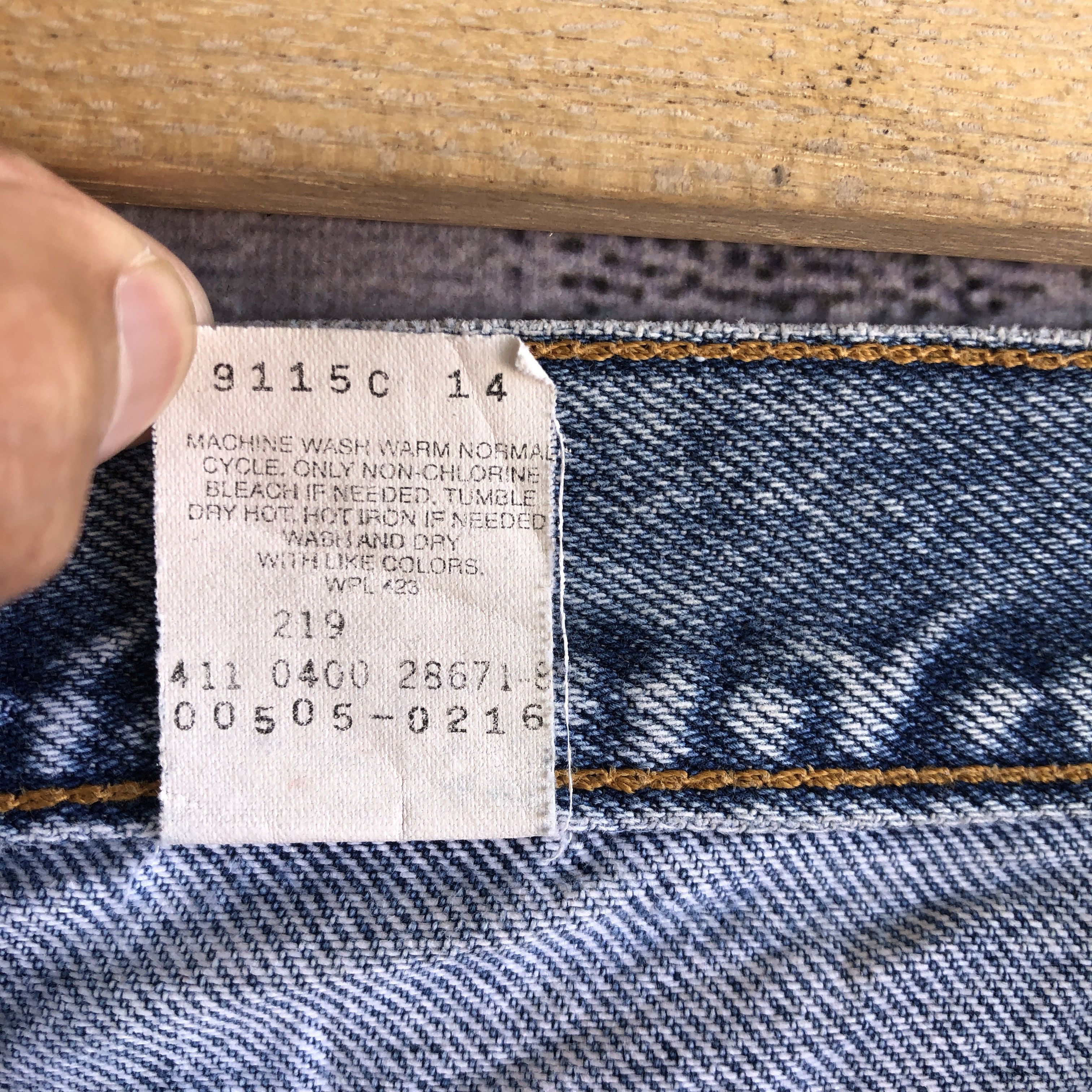 Levi's Vintage Levis 505 Distressed Blue Wash Jeans Levi's Denim Size US 32 / EU 48 - 12 Thumbnail