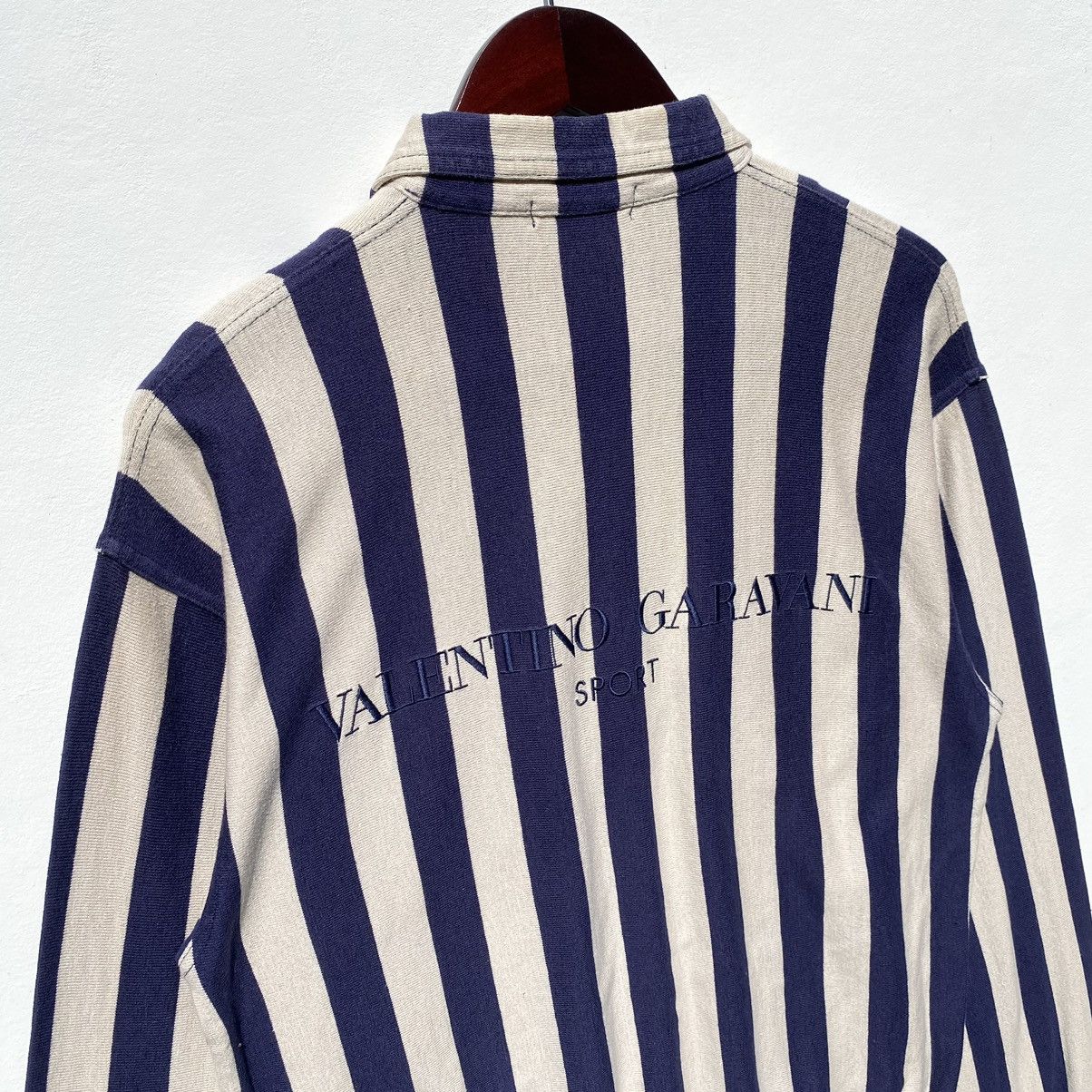 Valentino Vintage 90s Valentino Garavani Sport Half Zip Sweatshirt Size US M / EU 48-50 / 2 - 5 Thumbnail