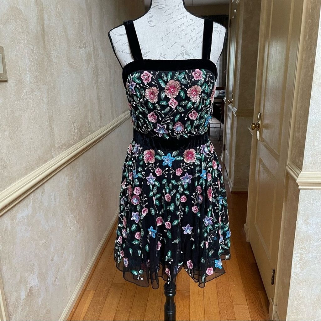 Mac Duggal Mac Duggal Sequin Floral Mesh Cocktail Dress Sz 6 Whimsigoth Size M / US 6-8 / IT 42-44 - 4 Thumbnail