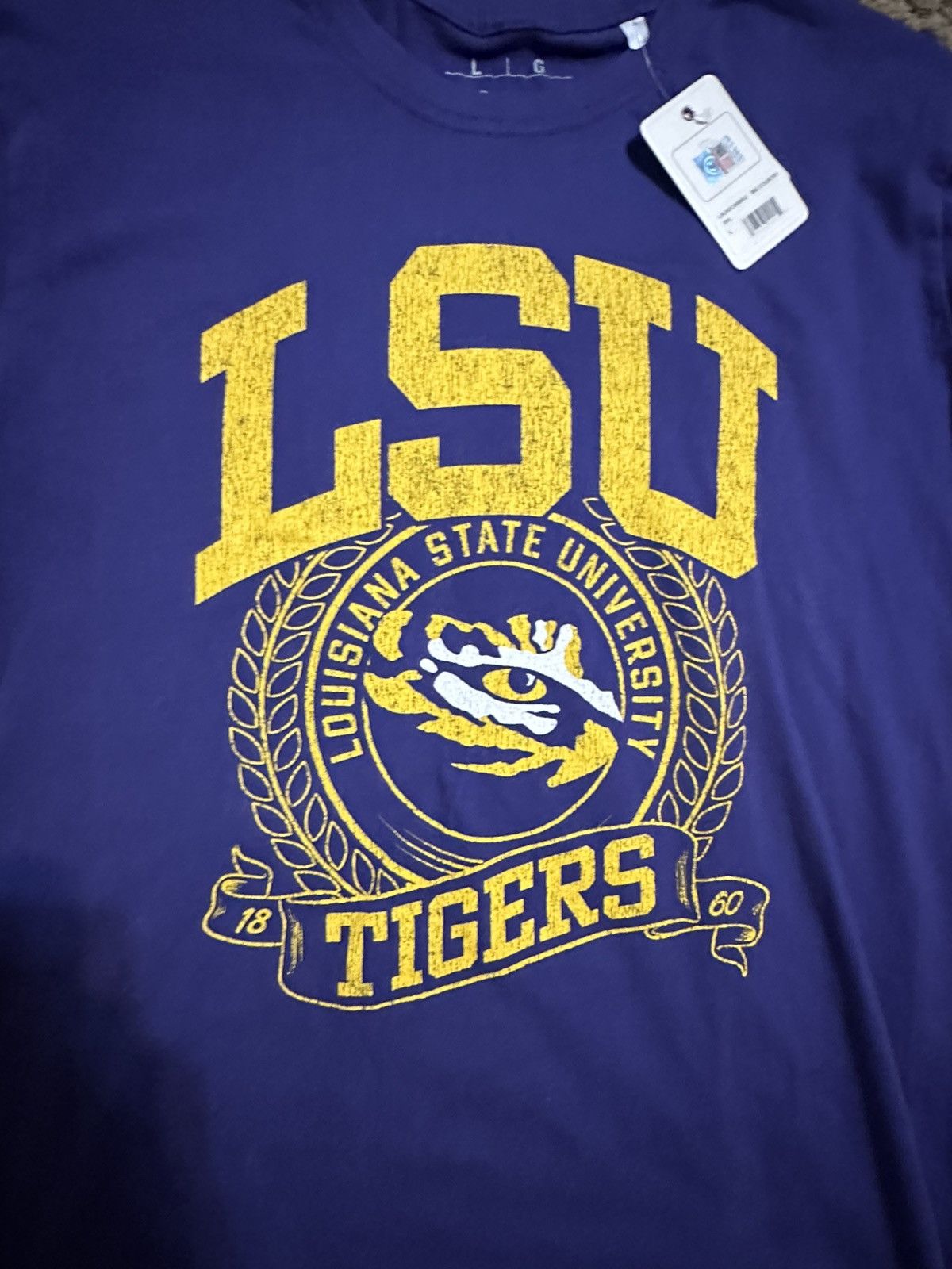 NCAA Vintage NCAA LSU Tigers shirt 00s size large Size US L / EU 52-54 / 3 - 2 Thumbnail