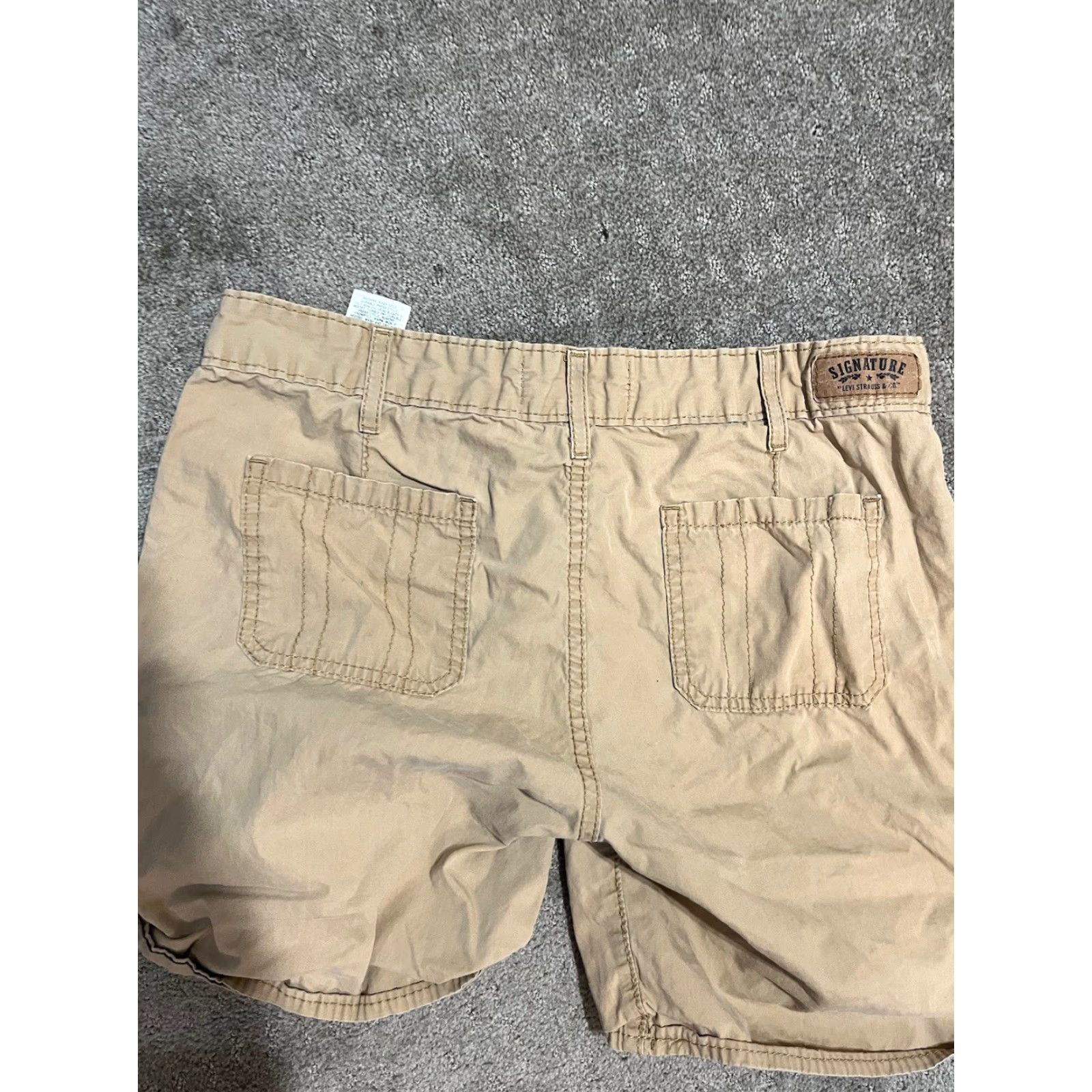 Levi's Levi's Signature Shorts Women 8 Beige 5-Pocket Cotton Spandex Mid Rise Casual Womens Size 30" / US 8 / IT 44 - 3 Thumbnail