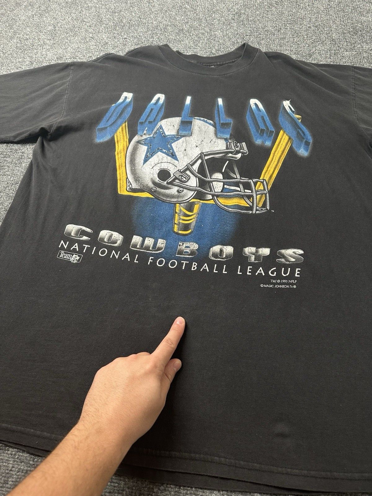 NFL Mens Dallas Cowboys 1993 NFL Graphic T Shirt Black, Size XXL Size US XXL / EU 58 / 5 - 7 Thumbnail