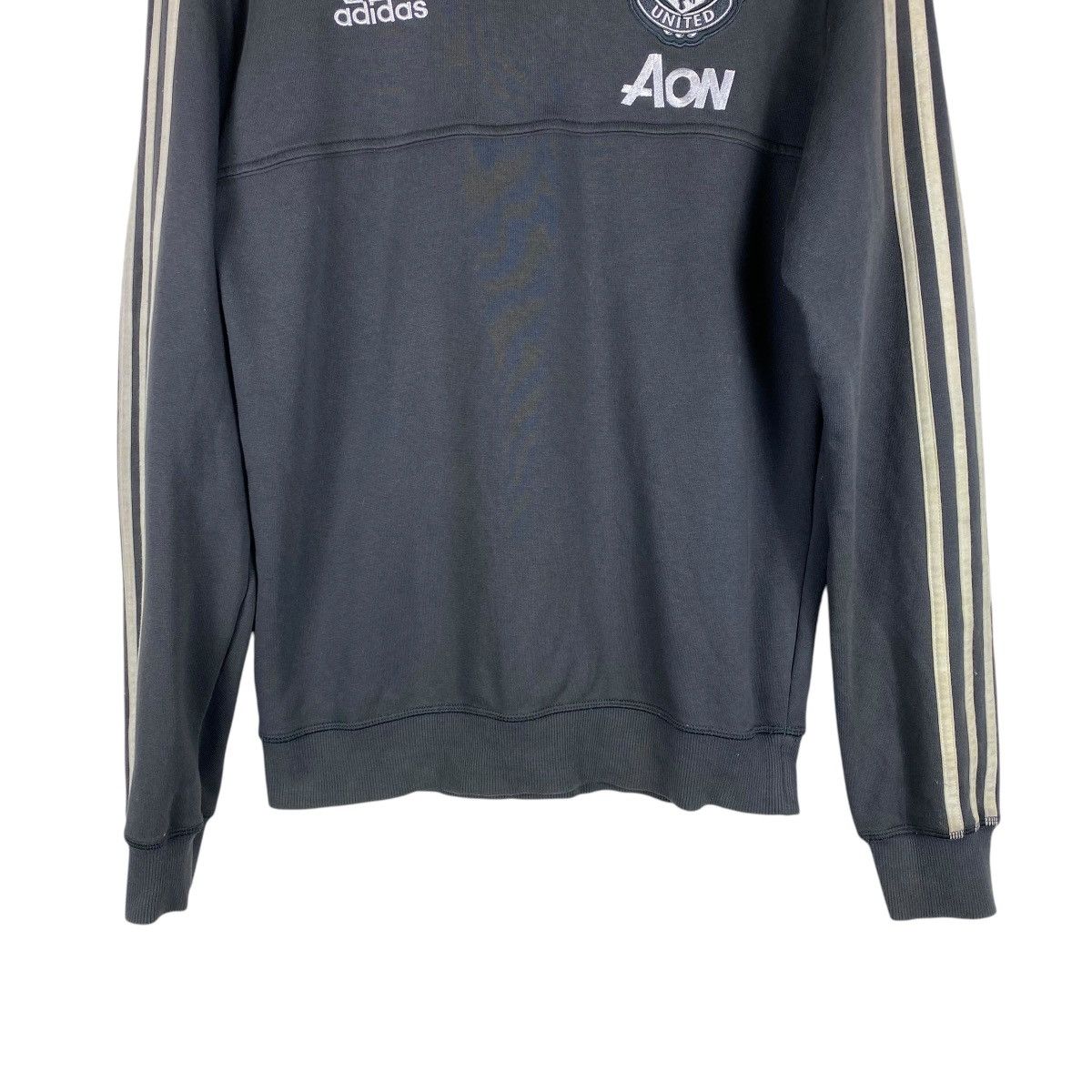Adidas Vintage Adidas Manchester United Sweatshirt Size US S / EU 44-46 / 1 - 3 Thumbnail