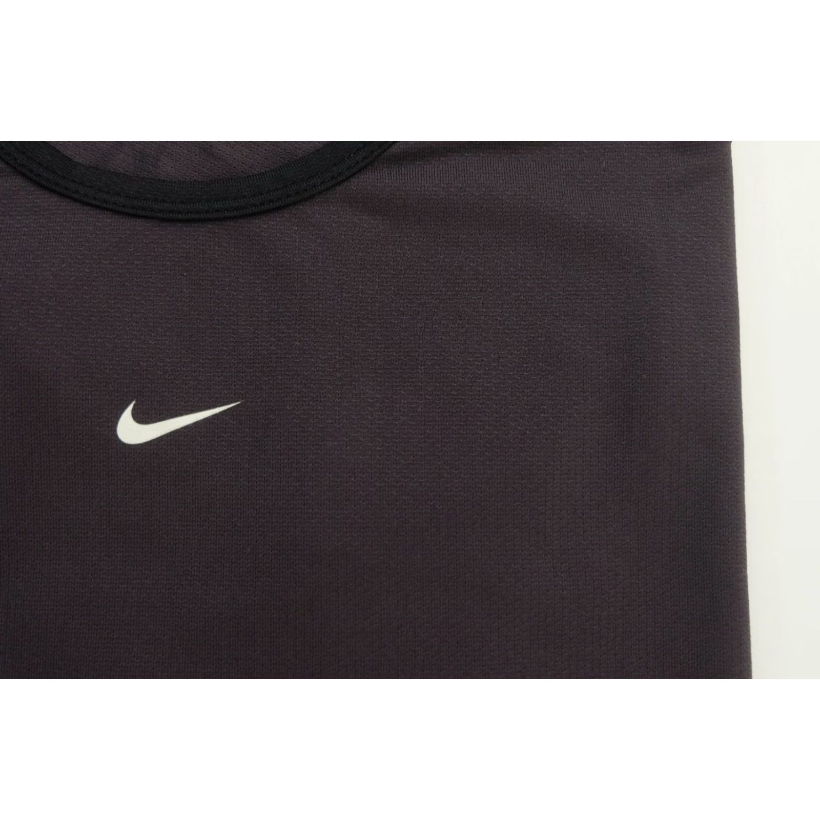 Nike VINTAGE Nike T-Shirt 90s Retro USA Made Center Swoosh Active Black XL Mens Size XL 1999 Size US XL / EU 56 / 4 - 4 Thumbnail