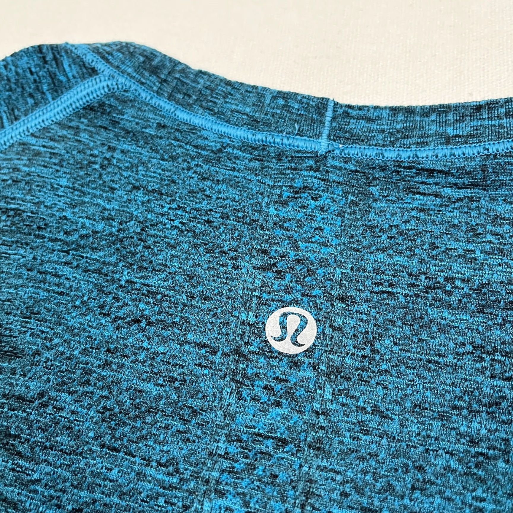 Lululemon Lululemon Swiftly Tech Shirt Size 12 Heathered Blue Long Sleeve Gym Yoga Workout Ladies Womens Athletic Casual Blue Size XL / US 12-14 / IT 48-50 - 3 Thumbnail