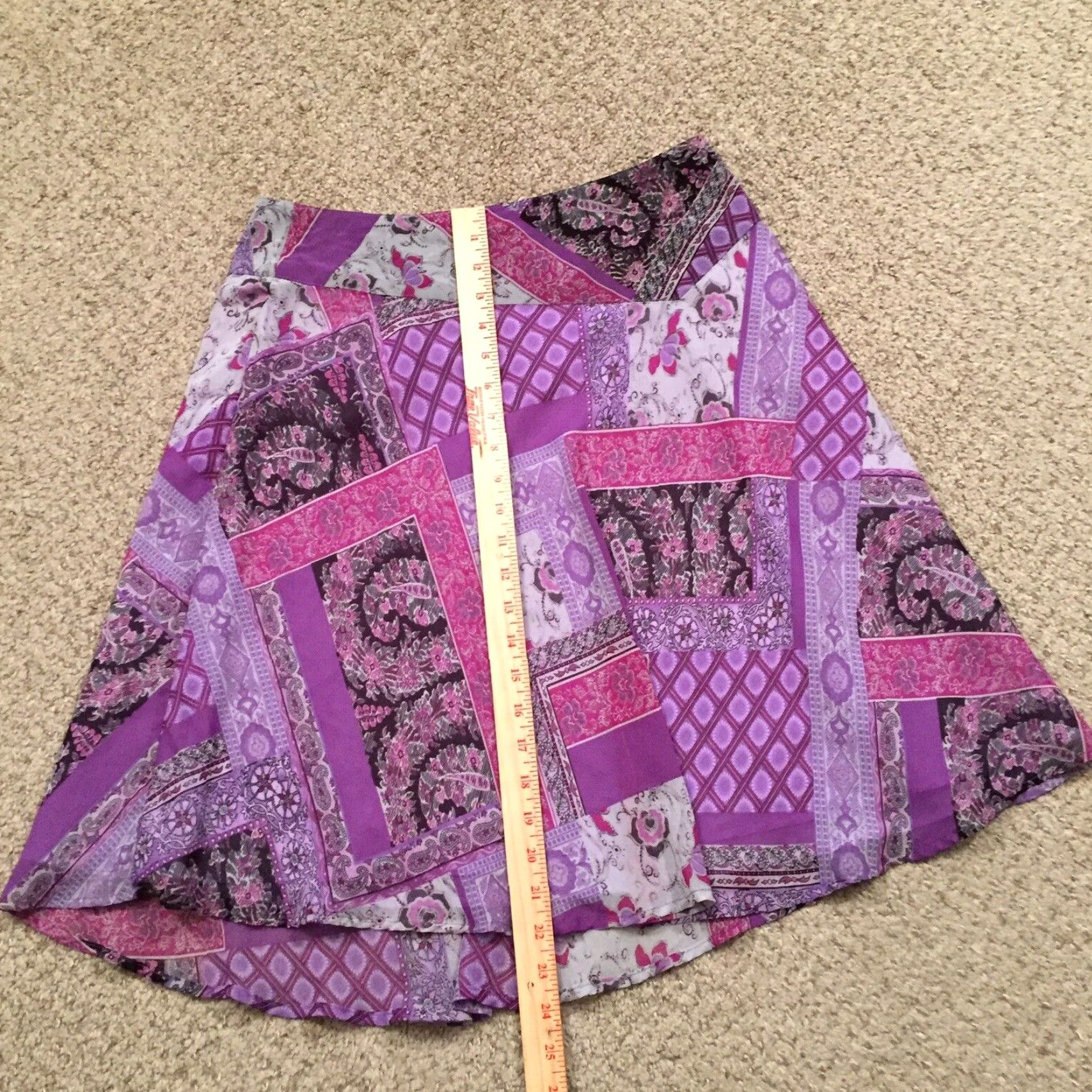 Vintage B. Moss Skirt Knee Length A-Line Purple 6 Geometric Lightweight Lined Polyester Womens Regular Zip Closure Size 28" / US 6 / IT 42 - 5 Thumbnail