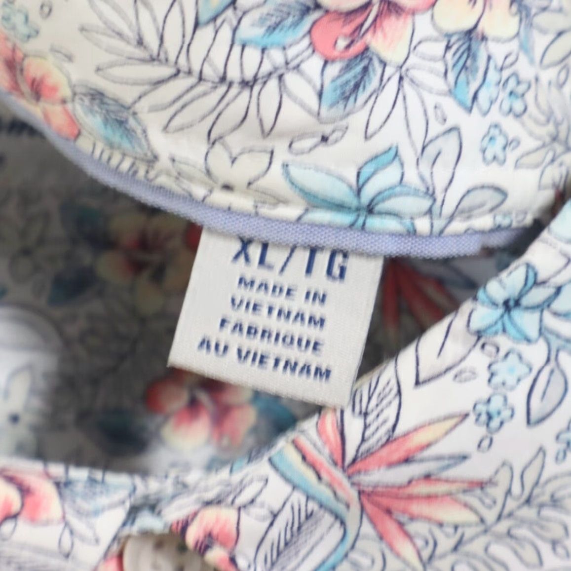 Tommy Bahama Tommy Bahama Shirt Siesta Key Nylon Floral Long Sleeve Button Up White XL Mens Size US XL / EU 56 / 4 - 6 Thumbnail