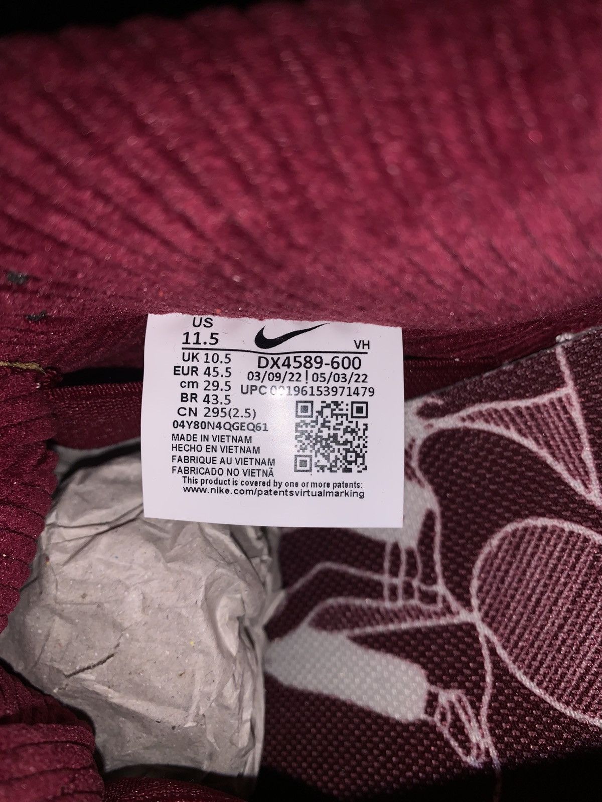 Nike 2022 Nike Sb Dunk Low Skate Like A Girl Size US 11.5 / EU 44-45 - 12 Thumbnail