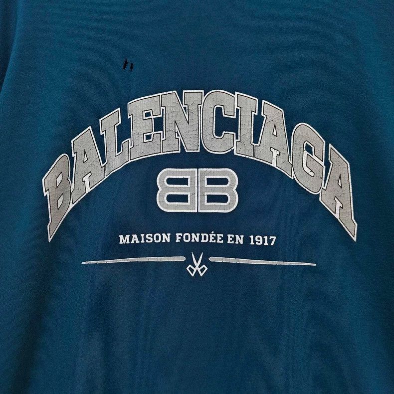 Balenciaga Balenciaga Double B destroyed Logo distressed long-sleeve Size US XL / EU 56 / 4 - 3 Thumbnail