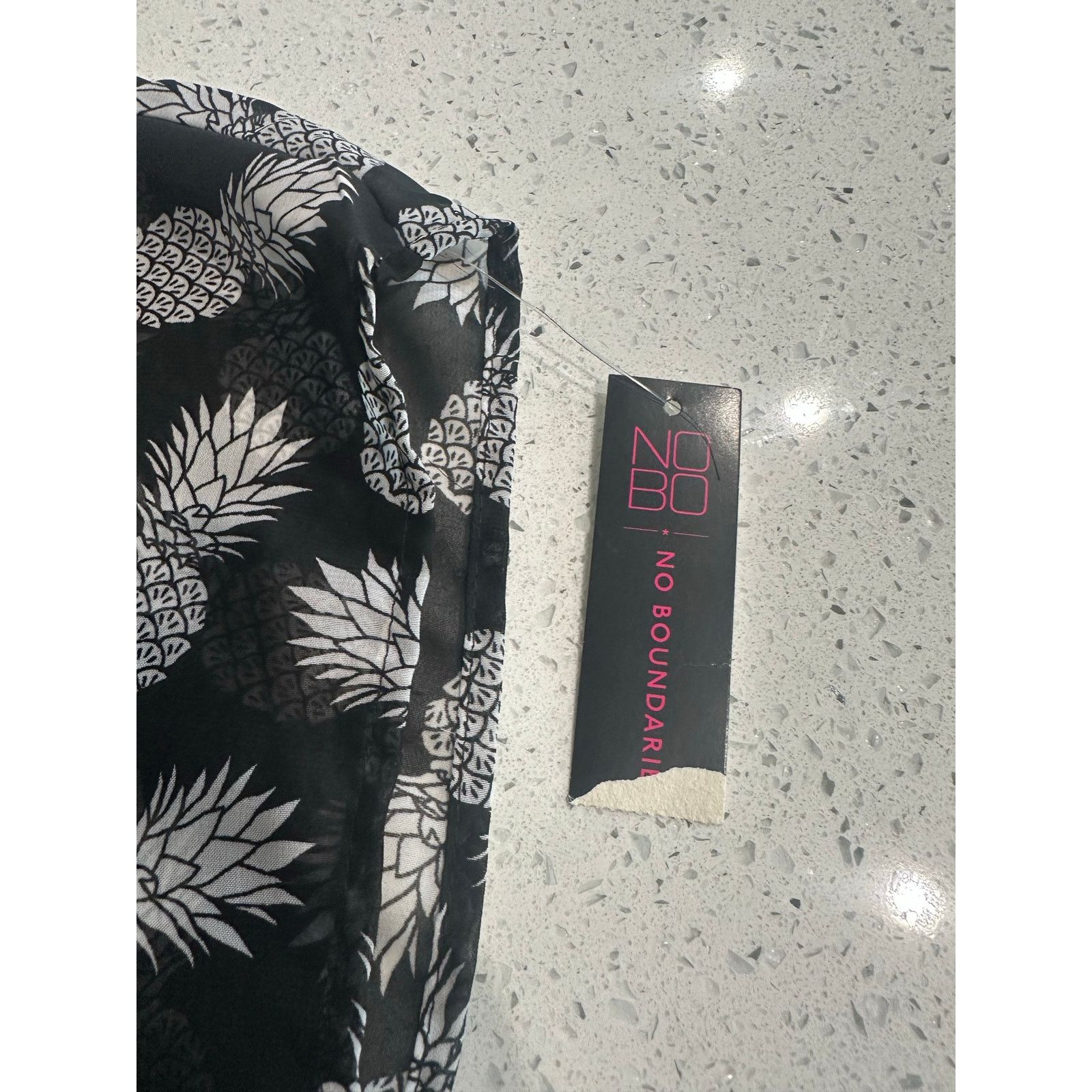 Other No Boundaries Black & White Pineapple Swim Coverup Size XL Size ONE SIZE - 2 Thumbnail