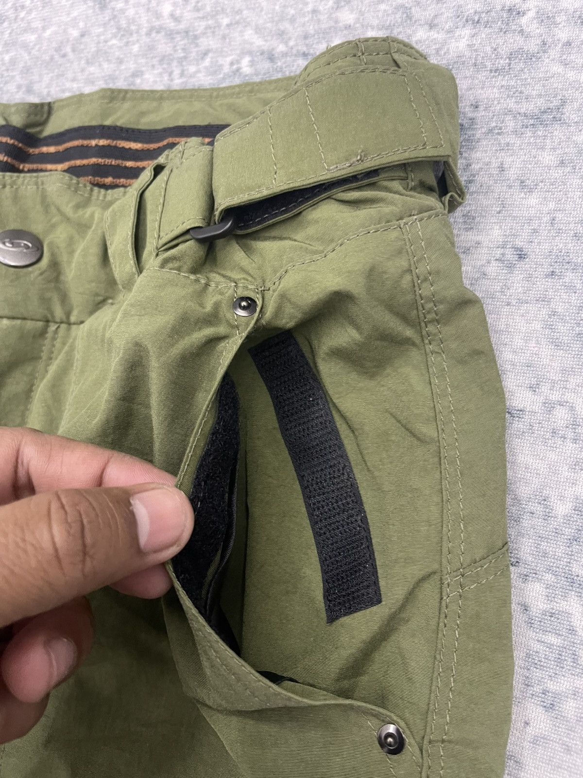 Salomon Salomon Vintage Gorpcore Cargo Ski Pants Size US 29 - 14 Thumbnail