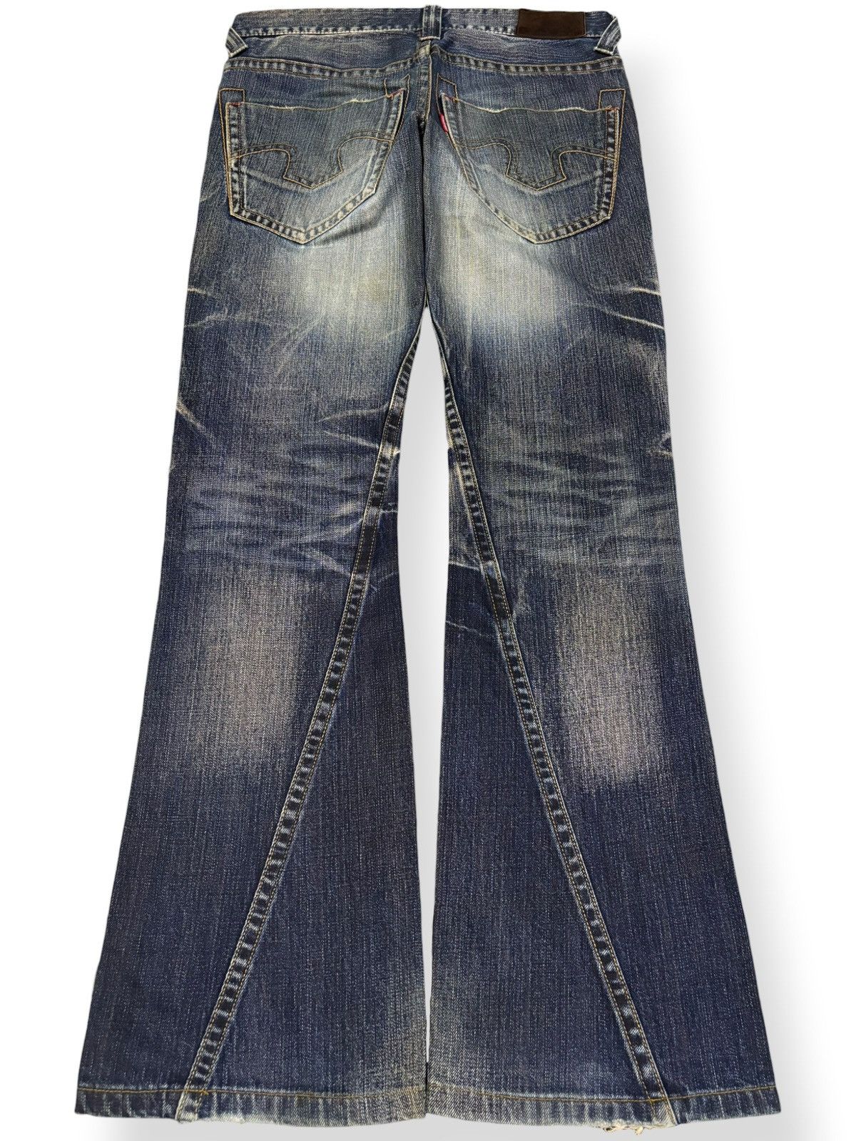 Tornado Mart Vintage Tornado Mart Mud Wash Spiral Flare Distressed Jeans Size US 31 - 2 Thumbnail