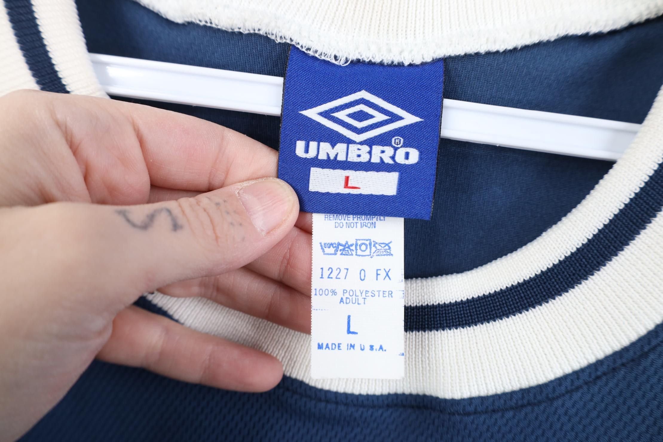 Umbro Vintage 90s Umbro Futbol Soccer Jersey T-Shirt Blue USA Size US L / EU 52-54 / 3 - 9 Thumbnail