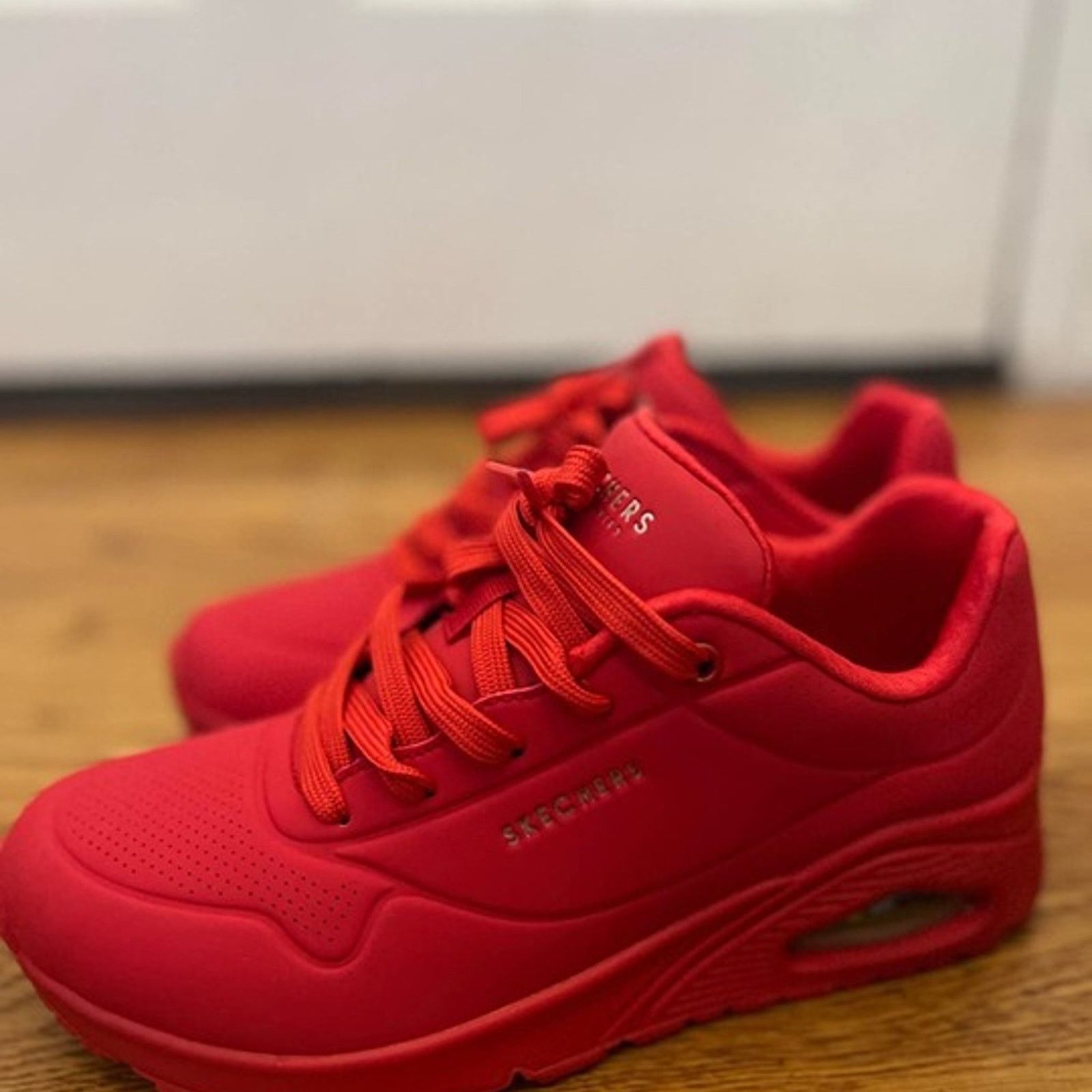 SKECHERS Skechers Women's Uno Stand On Air Sneaker, Red Sz 8 Size US 8 / IT 38 - 2 Thumbnail