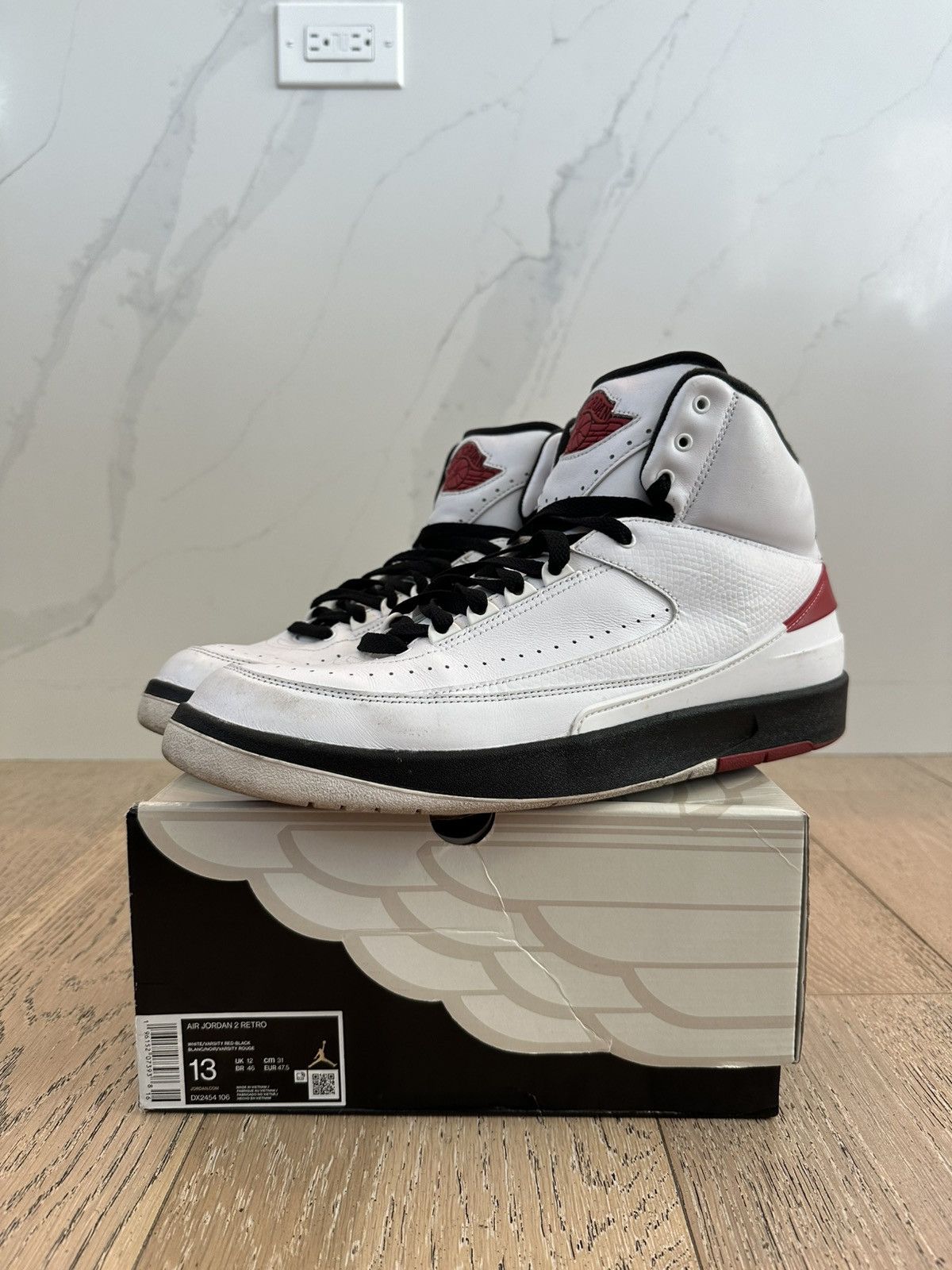 Jordan Brand Jordan 2 Retro OG Chicago 2022 Size US 13 / EU 46 - 1 Thumbnail