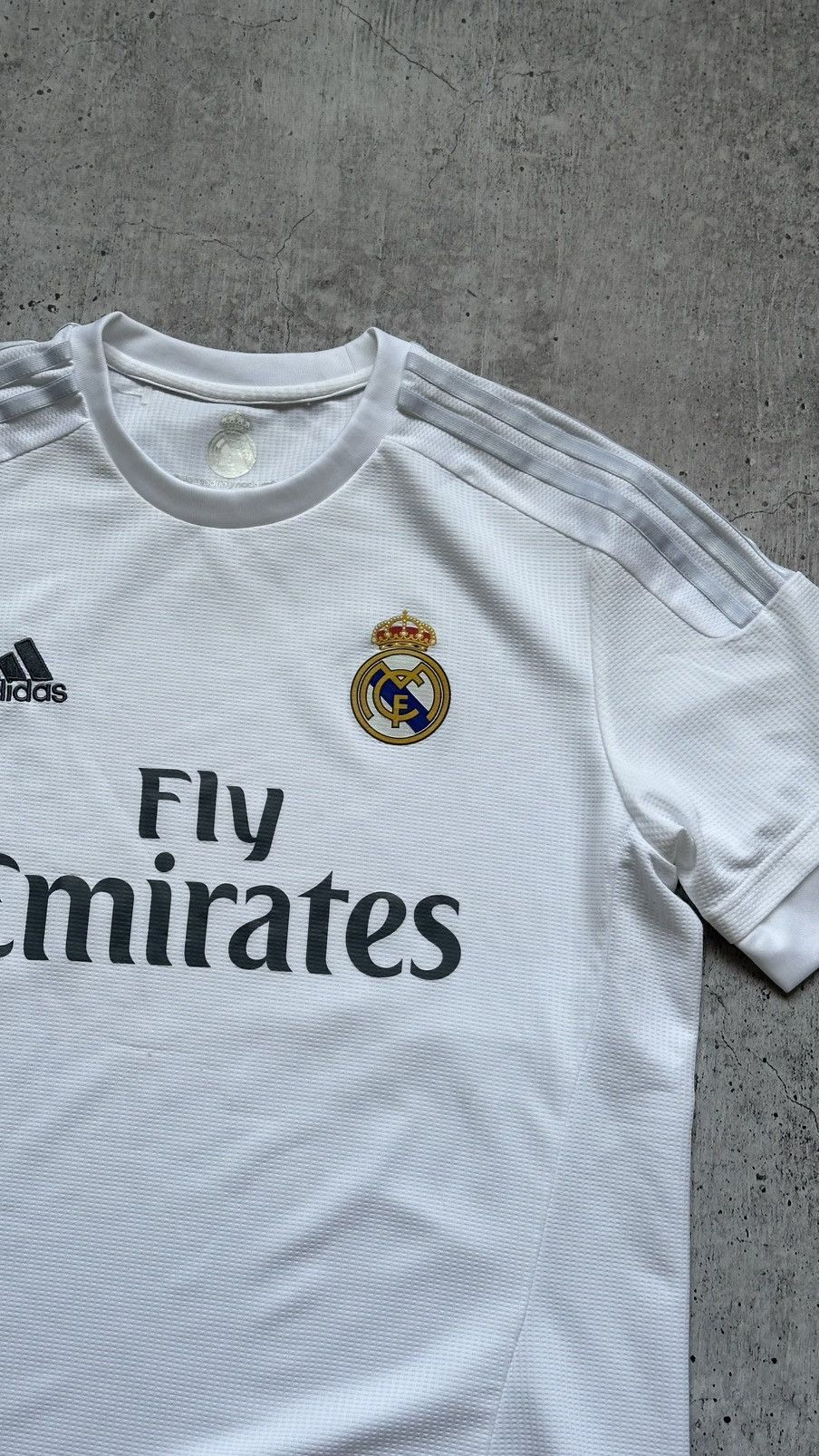 Adidas 2015/16 Adidas Real Madrid Home Soccer Jersey Size US L / EU 52-54 / 3 - 3 Thumbnail