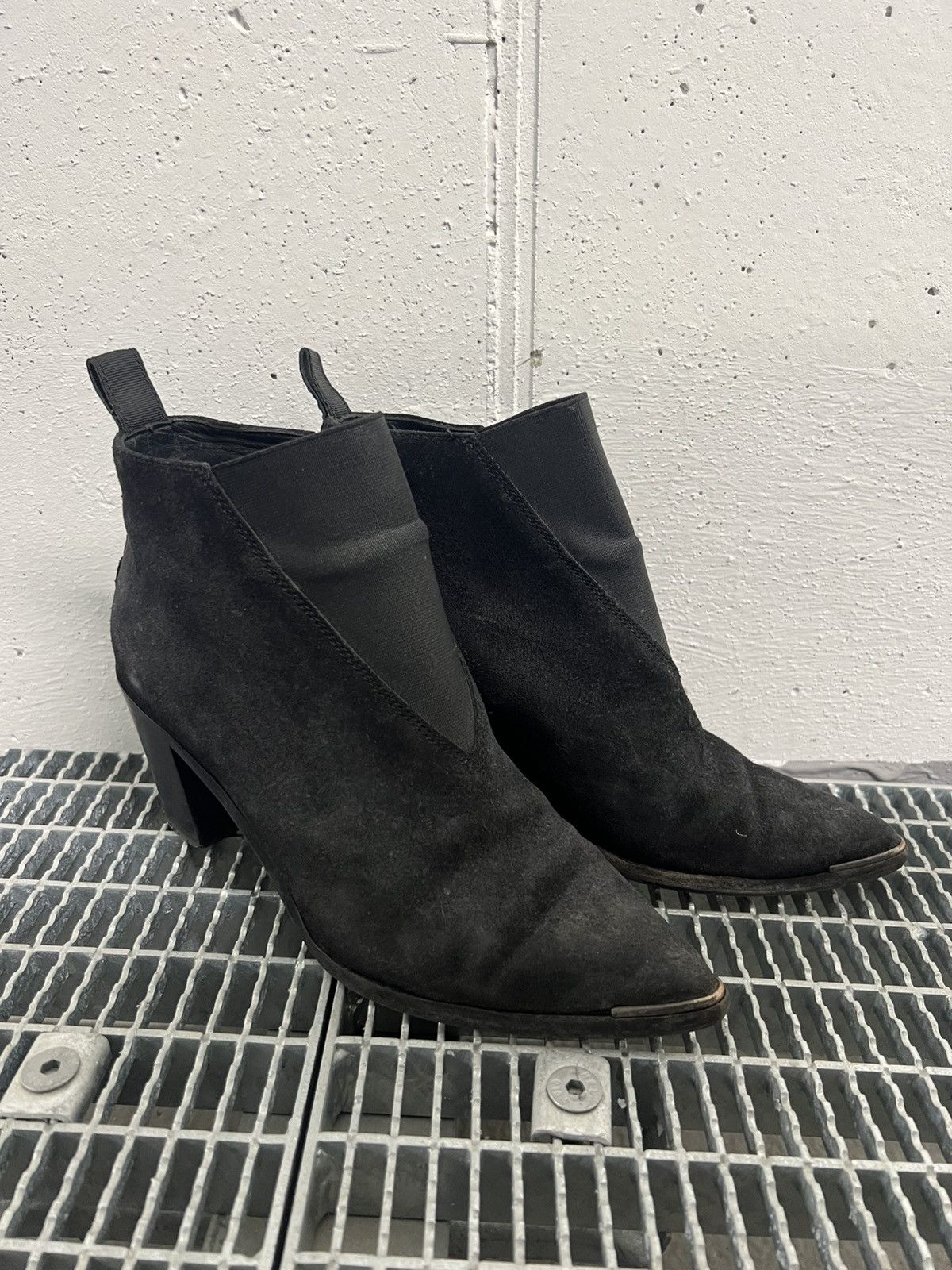 Acne Studios Acne Studios Loma Ankle Boots Size US 6 / IT 36 - 1 Thumbnail