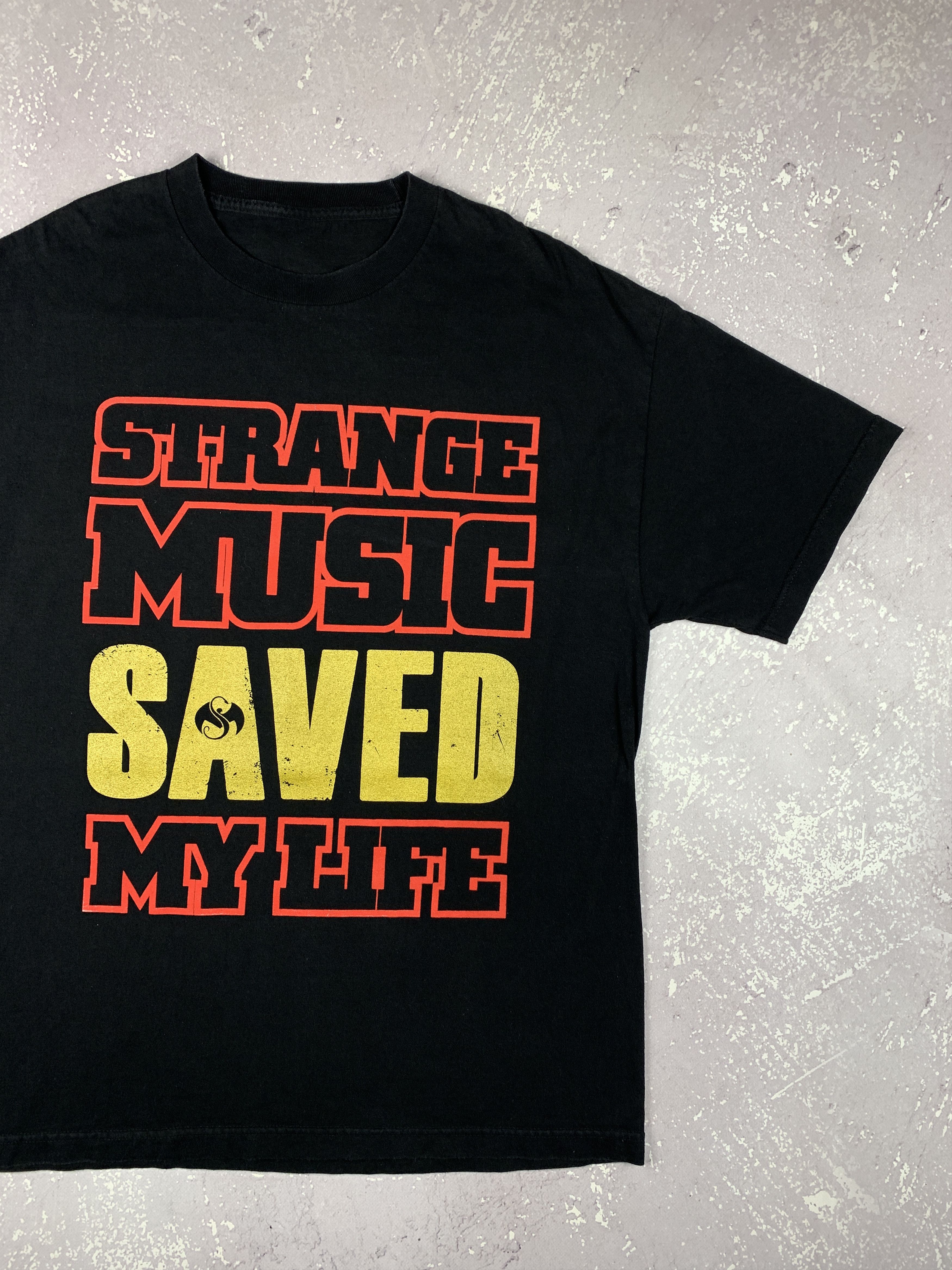Rap Tees × Vintage Vintage Strange Music x Tech N9ne Rap Hip Hop T Shirt Size US XL / EU 56 / 4 - 2 Thumbnail
