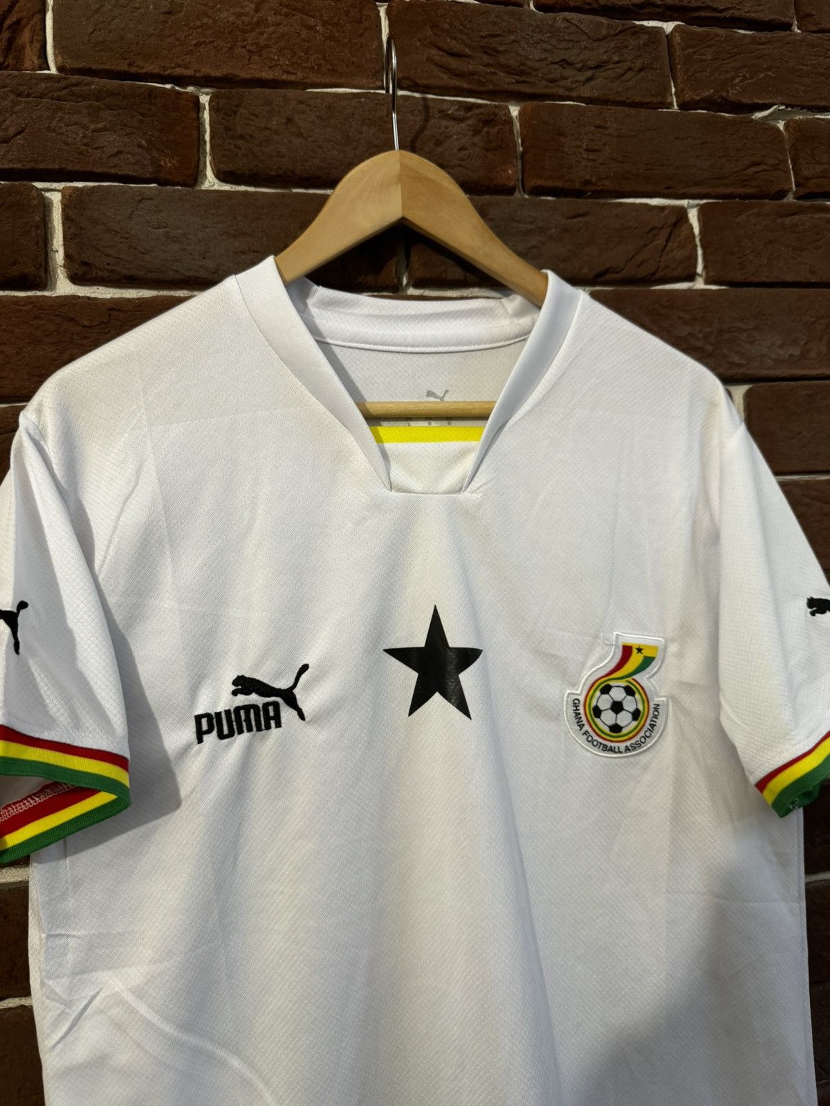 Puma Rare PUMA Ghana Home football Jersey Soccer Kit L White Size US L / EU 52-54 / 3 - 3 Thumbnail