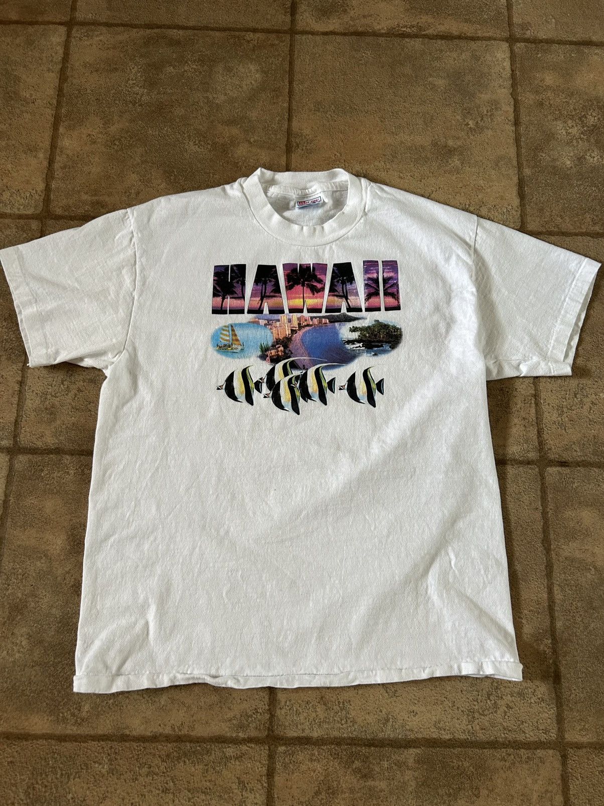 Hanes Vintage 90s Hawaii Beach tropical graphic print tshirt Size US L / EU 52-54 / 3 - 2 Thumbnail