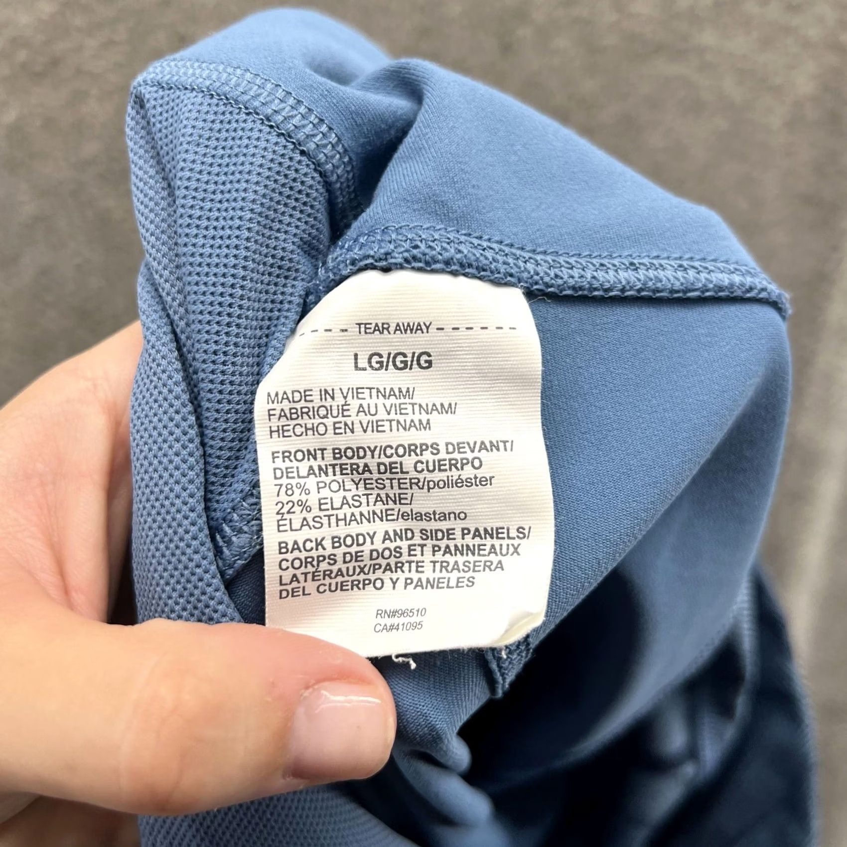 Under Armour Under Armour Leggings Womens Large Blue Geometric Print Capri Gym Workout Size 36" / US 14 / IT 50 - 5 Thumbnail