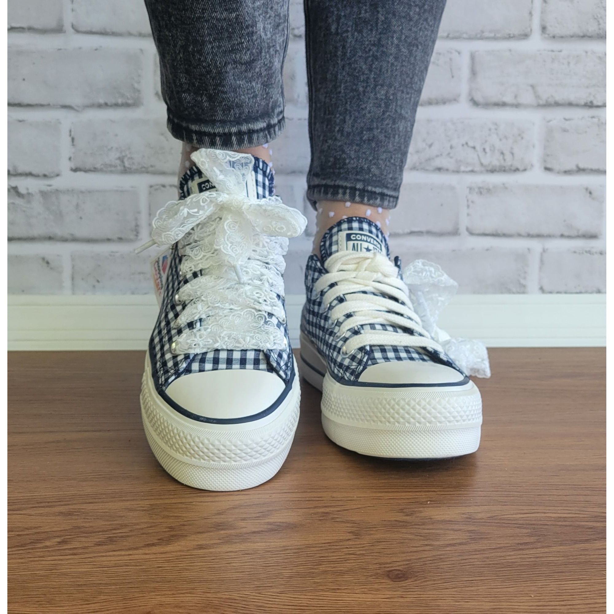 Converse ❤️Chuck Taylor All Star Lift Gingham 11 Womens Shoes Navy Wh Size US 11 / IT 41 - 4 Thumbnail