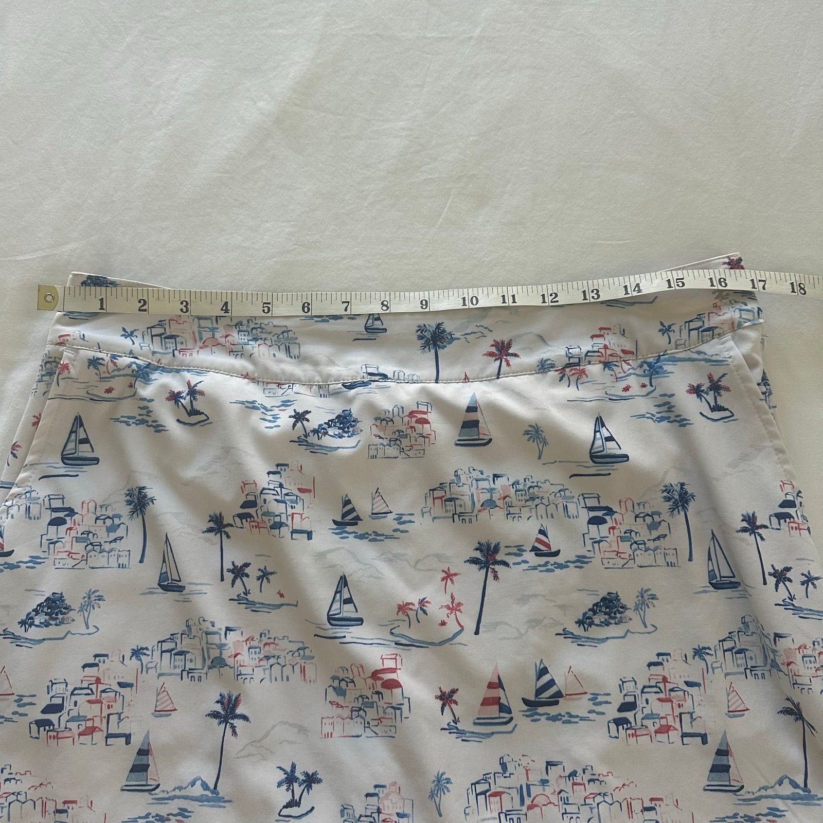Izod Izod Women's Golf Skort White Blue Pink Sailboat Size 10 Size 32" / US 10 / IT 46 - 2 Thumbnail