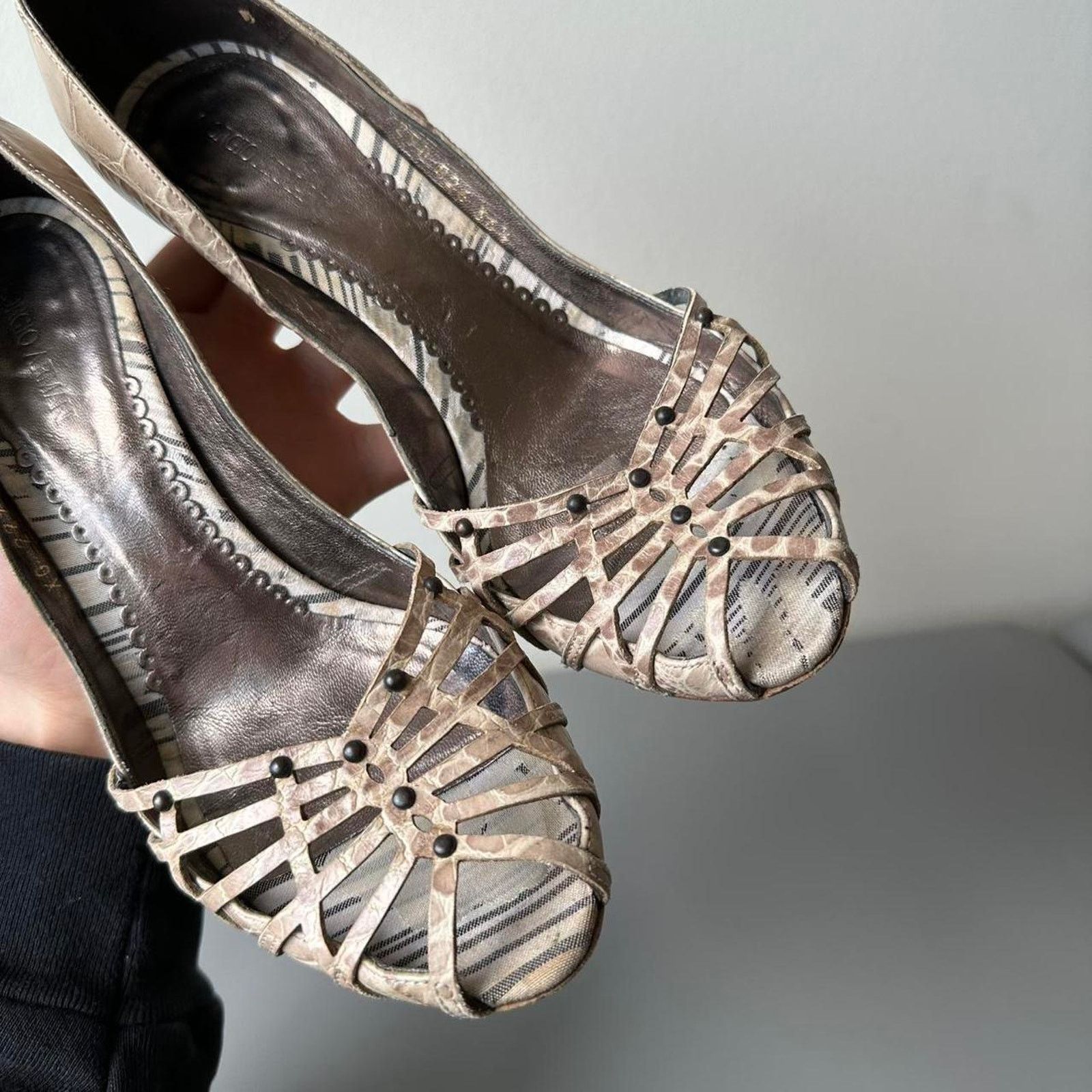 Giorgio Armani × Vintage Vintage GIORGIO ARMANI Tan Leather Peep-Toe Croc Heels/Pumps Size US 6.5 / IT 36.5 - 6 Thumbnail