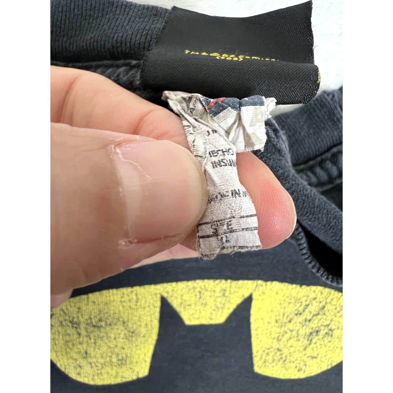 Logo 7 VINTAGE DC Comics Batman T-Shirt XL Black OG Logo Mens 90s Batman Logo Short Sleeve Crew Neck Cotton Knit Regular Size US XL / EU 56 / 4 - 5 Thumbnail