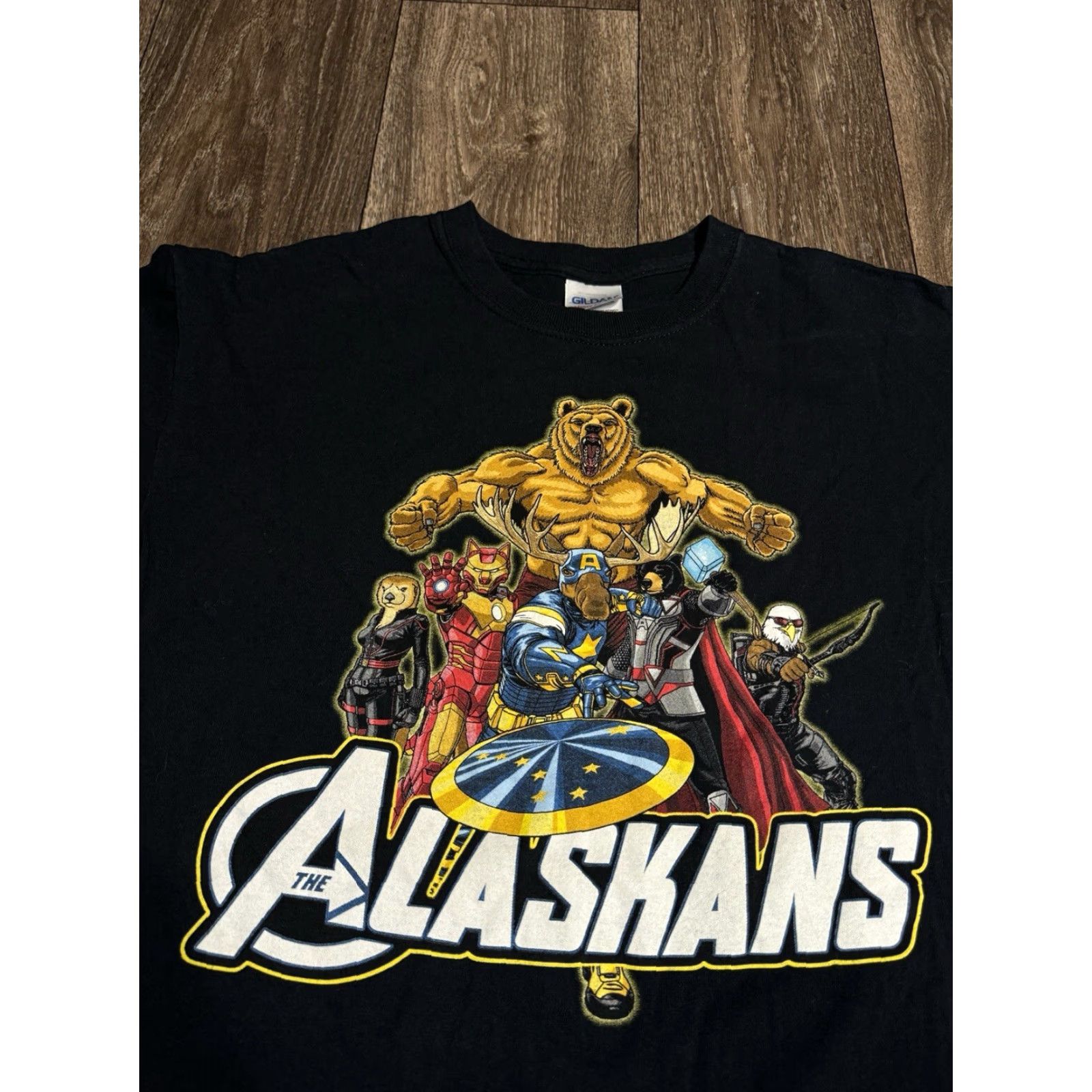 Gildan The Alaskans Alaska Animals Marvel Avengers Parody Nature Funny Comic T-Shirt M Black Unisex Adults Gildan Size US M / EU 48-50 / 2 - 3 Thumbnail