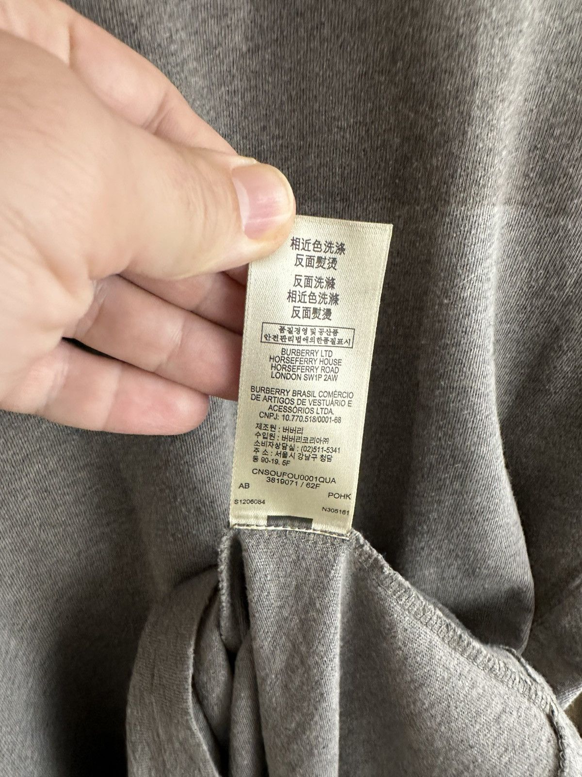 Burberry Burberry t shirt size S gray Size US S / EU 44-46 / 1 - 6 Thumbnail