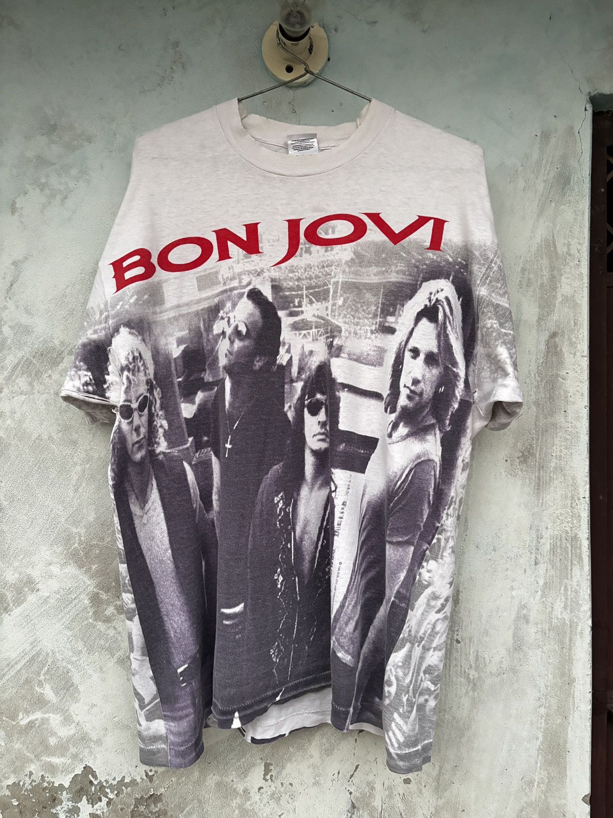 2024 Vintage Bon Jovi Band Graphic Tee Shirt T-Shirt VTG XL