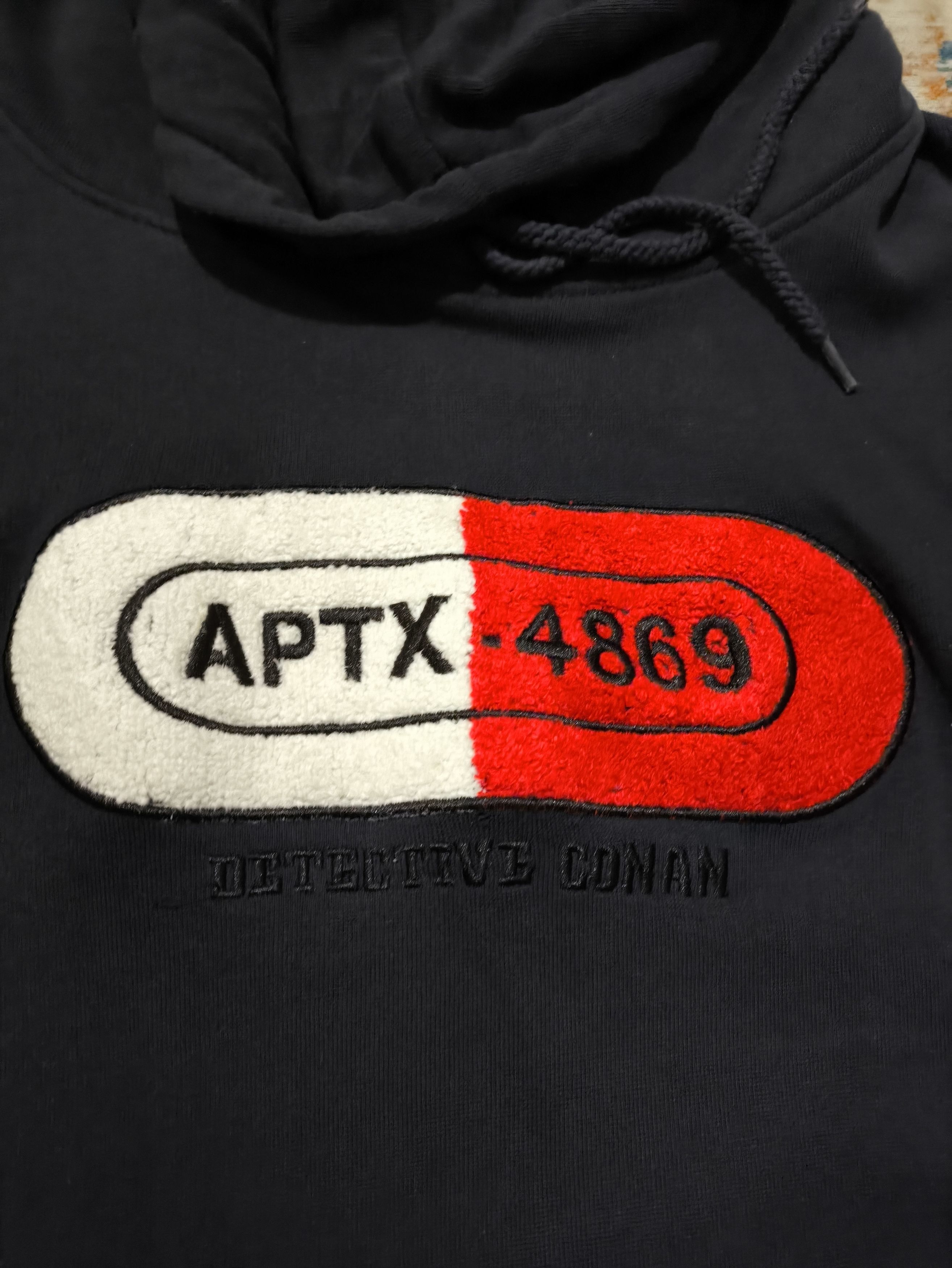 Anime Detective Conan Vintage Hoodie APTX 4869 Pill Size M / US 6-8 / IT 42-44 - 2 Thumbnail