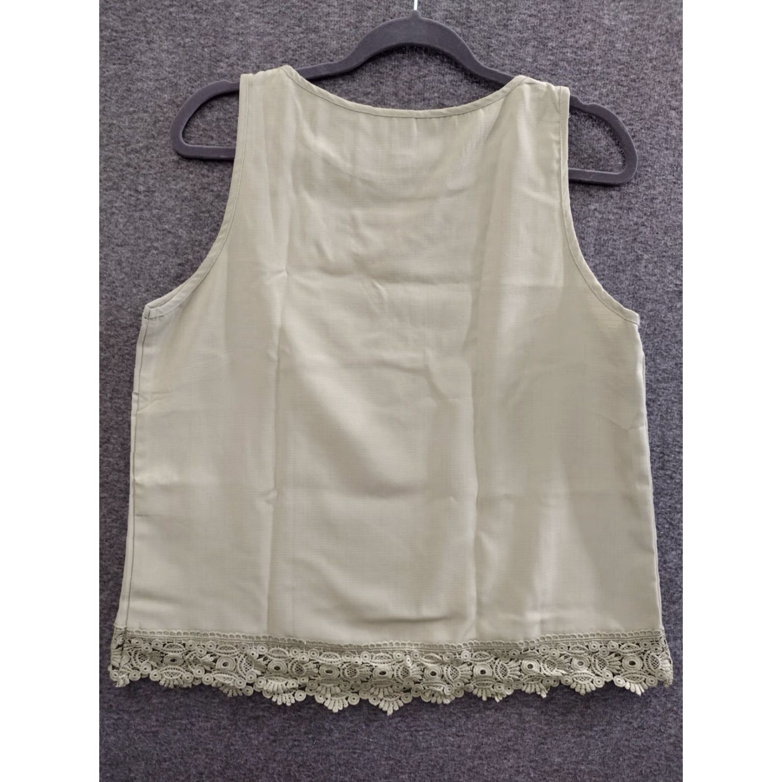 Vintage Emily Rose M Sleeveless Italian Style Crochet Lace Hem Tank Top Light Olive Tank Womens M Light Olive Cropped Crochet Streetwear 2010s Italy style Size M / US 6-8 / IT 42-44 - 2 Thumbnail