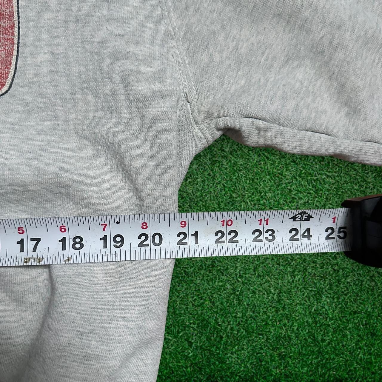 NHL Vintage Red Wings Crewneck Sweatshirt - L Size US L / EU 52-54 / 3 - 6 Thumbnail