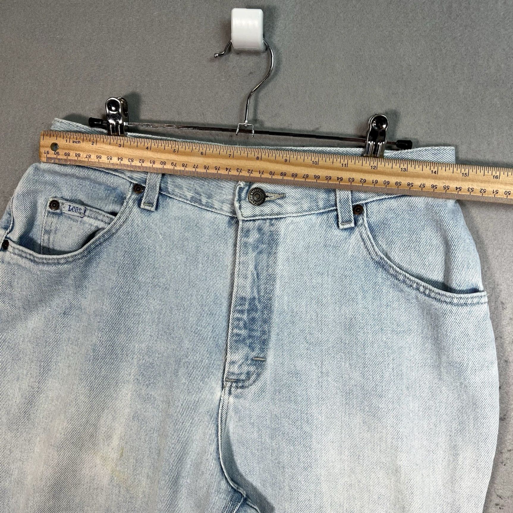 Lee VINTAGE Lee Jeans Womens 30 x 30 MEASURED Blue Denim Light Wash Tapered Leg Size 30" / US 8 / IT 44 - 3 Thumbnail